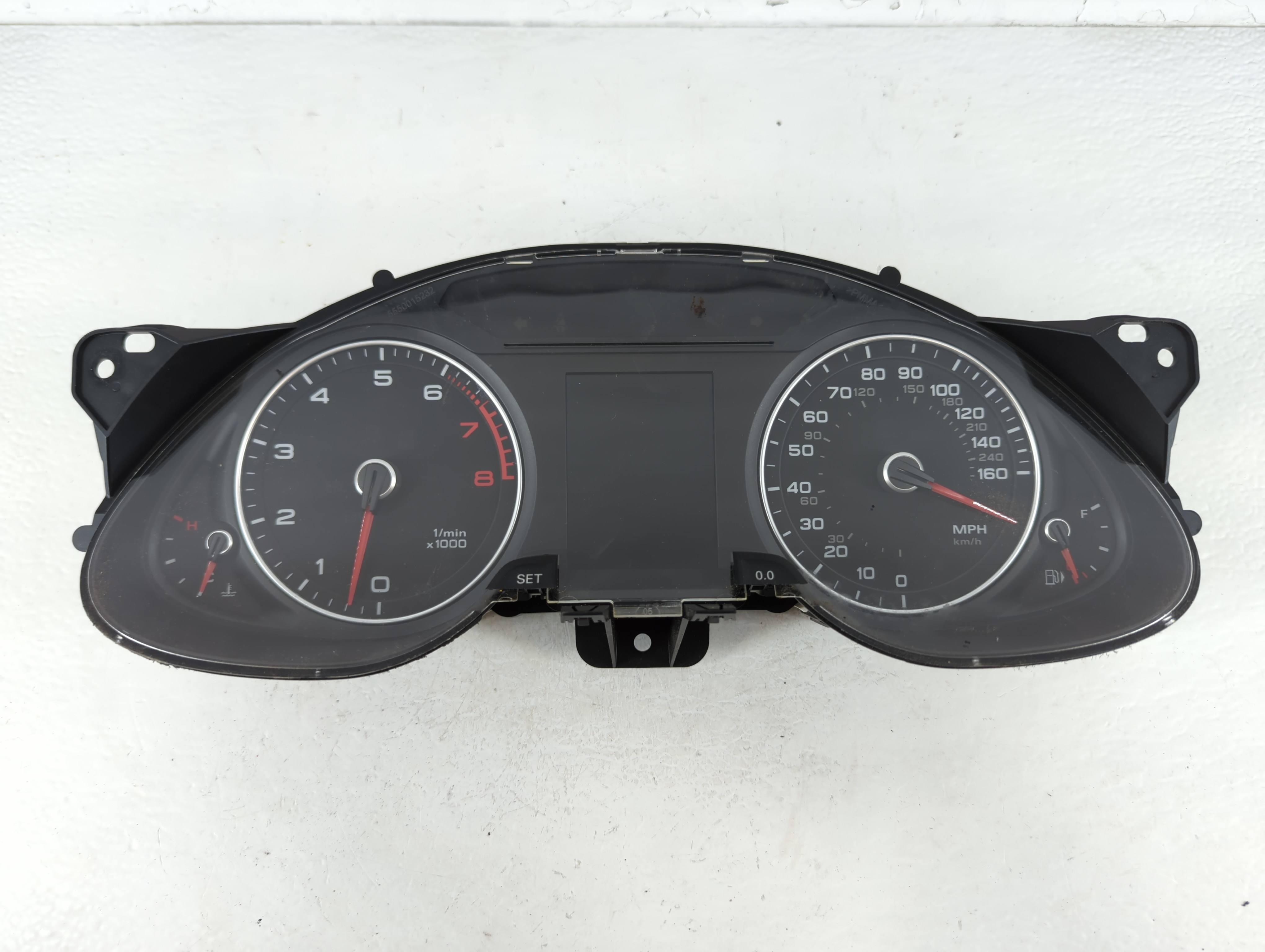 2013-2013 Audi A4 Speedometer Instrument Cluster Gauges 8k0 920 982 D 906423 - Oemusedautoparts1.com
