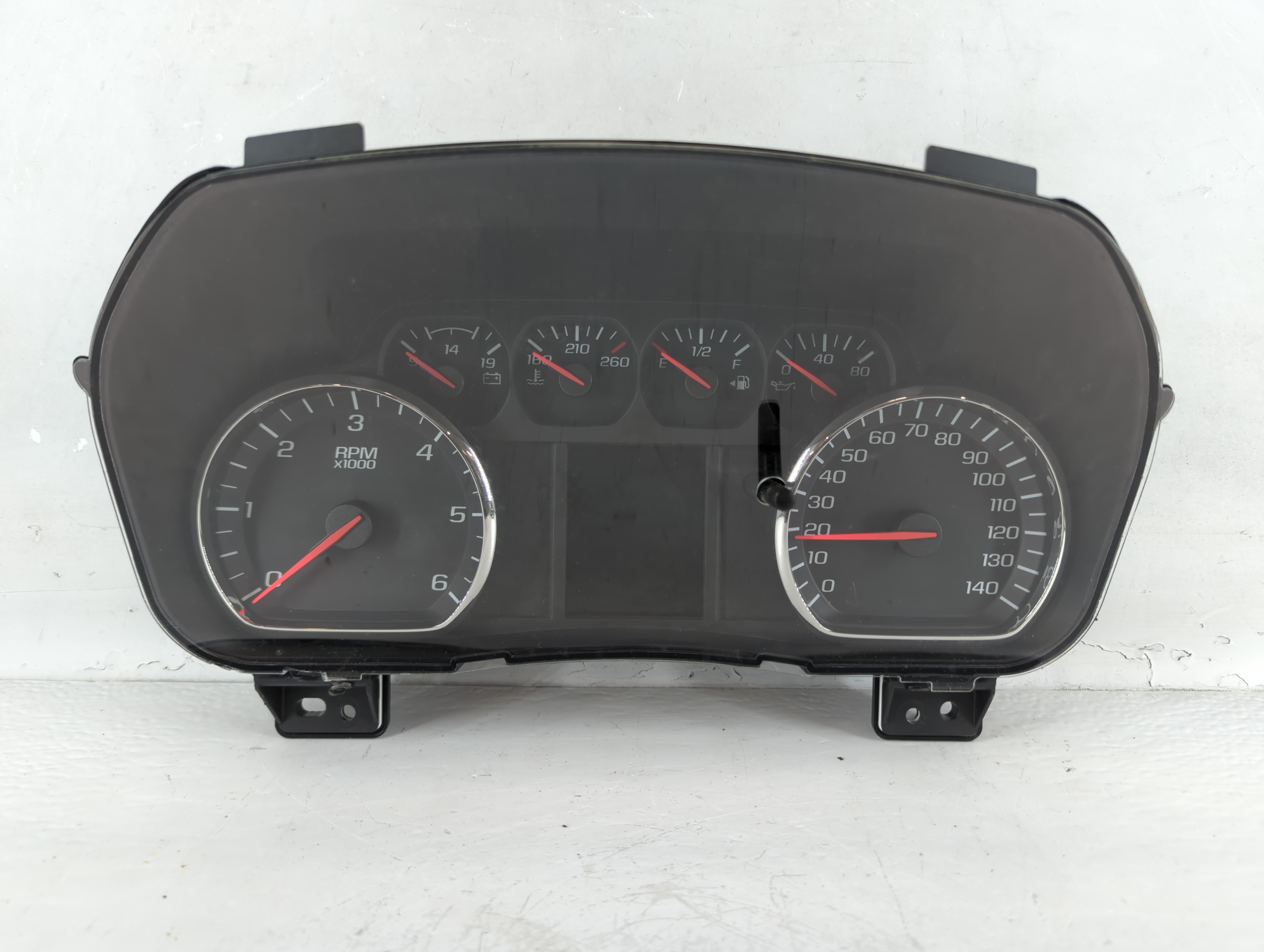 2014-2014 Chevrolet Silverado 1500 Speedometer Instrument Cluster Gauges 906424 - Oemusedautoparts1.com
