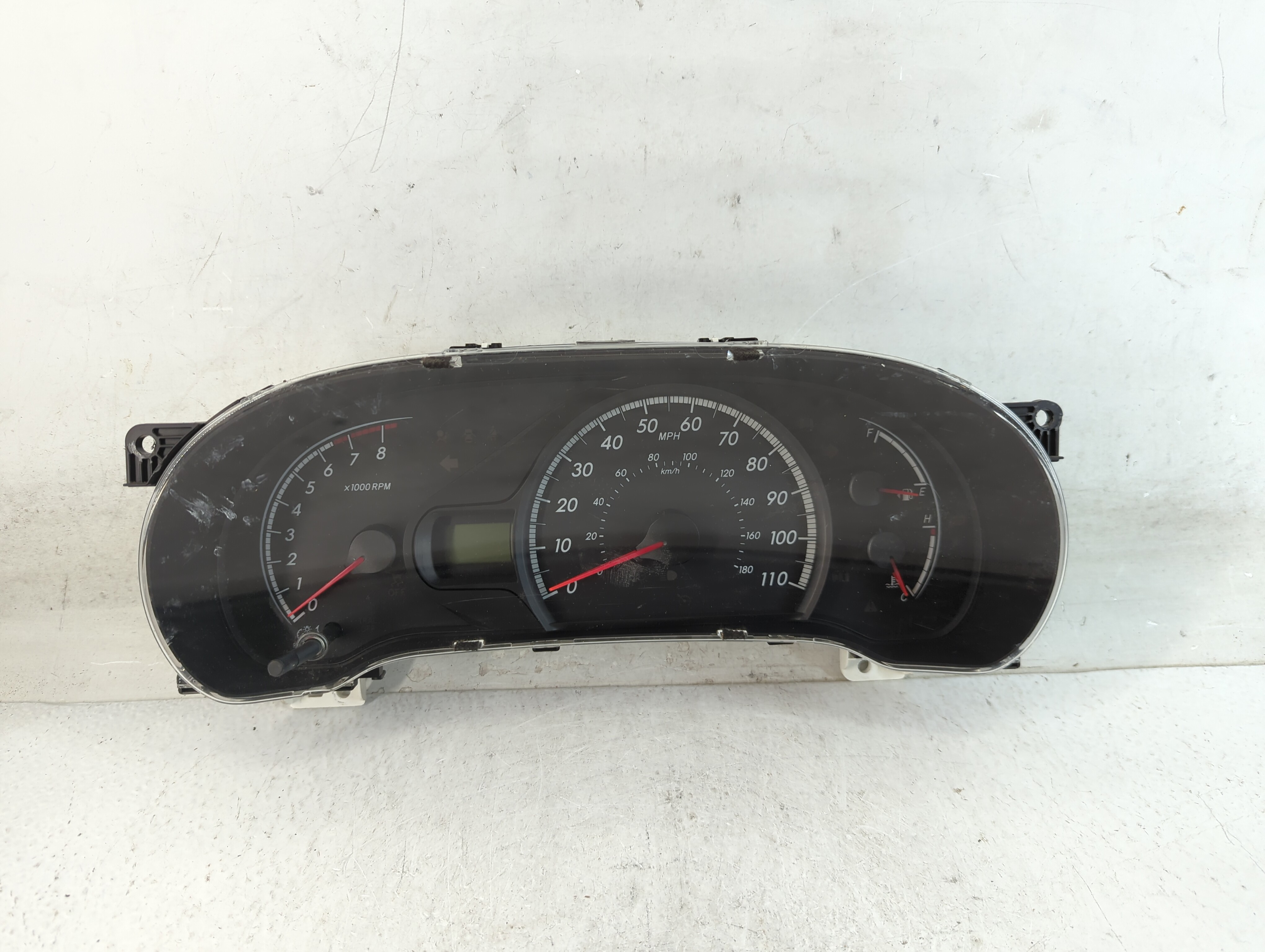 2011-2014 Toyota Sienna Speedometer Instrument Cluster Gauges 906441 - Oemusedautoparts1.com