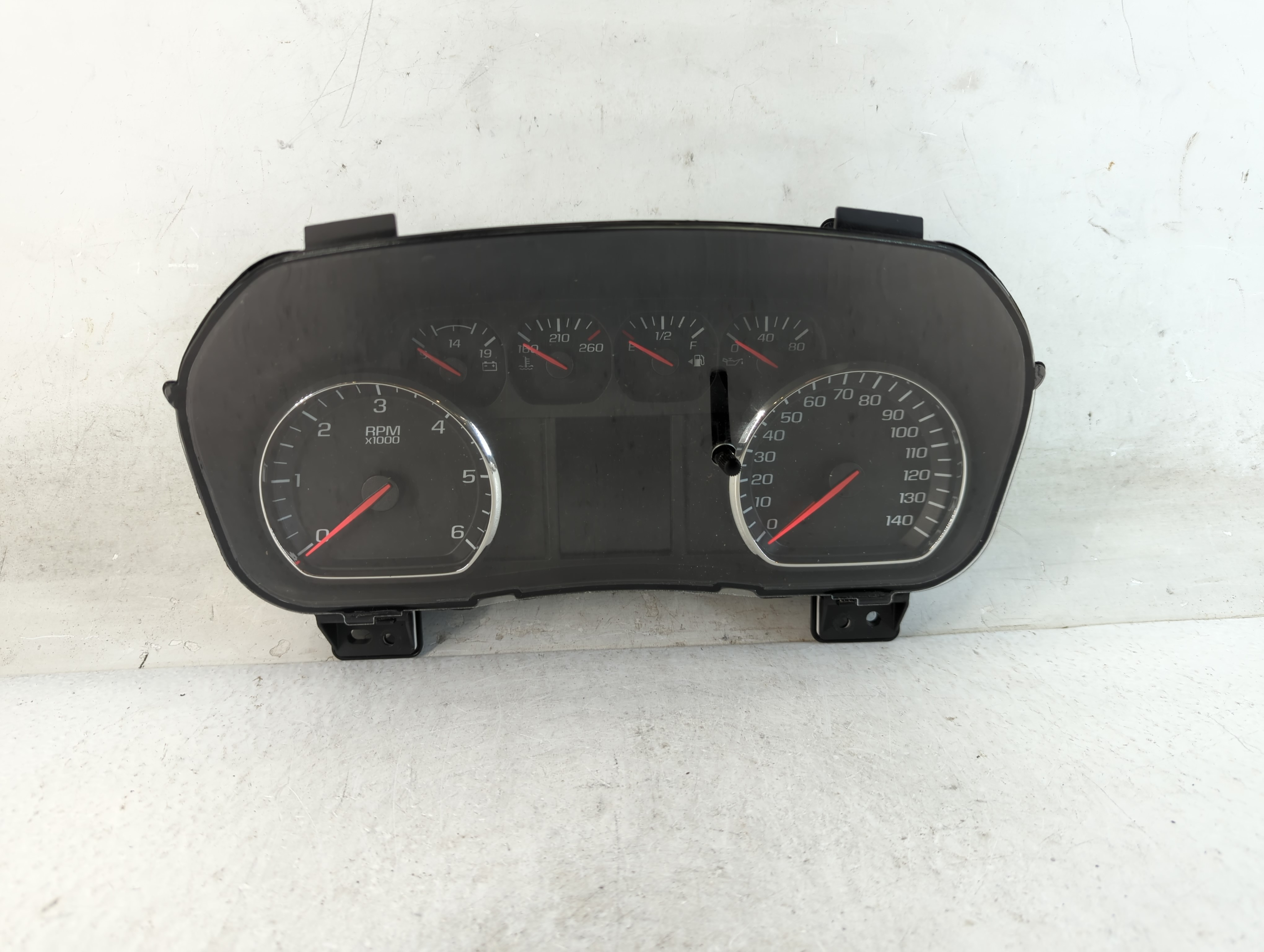 2016-2016 Chevrolet Silverado 1500 Speedometer Instrument Cluster Gauges 906448 - Oemusedautoparts1.com