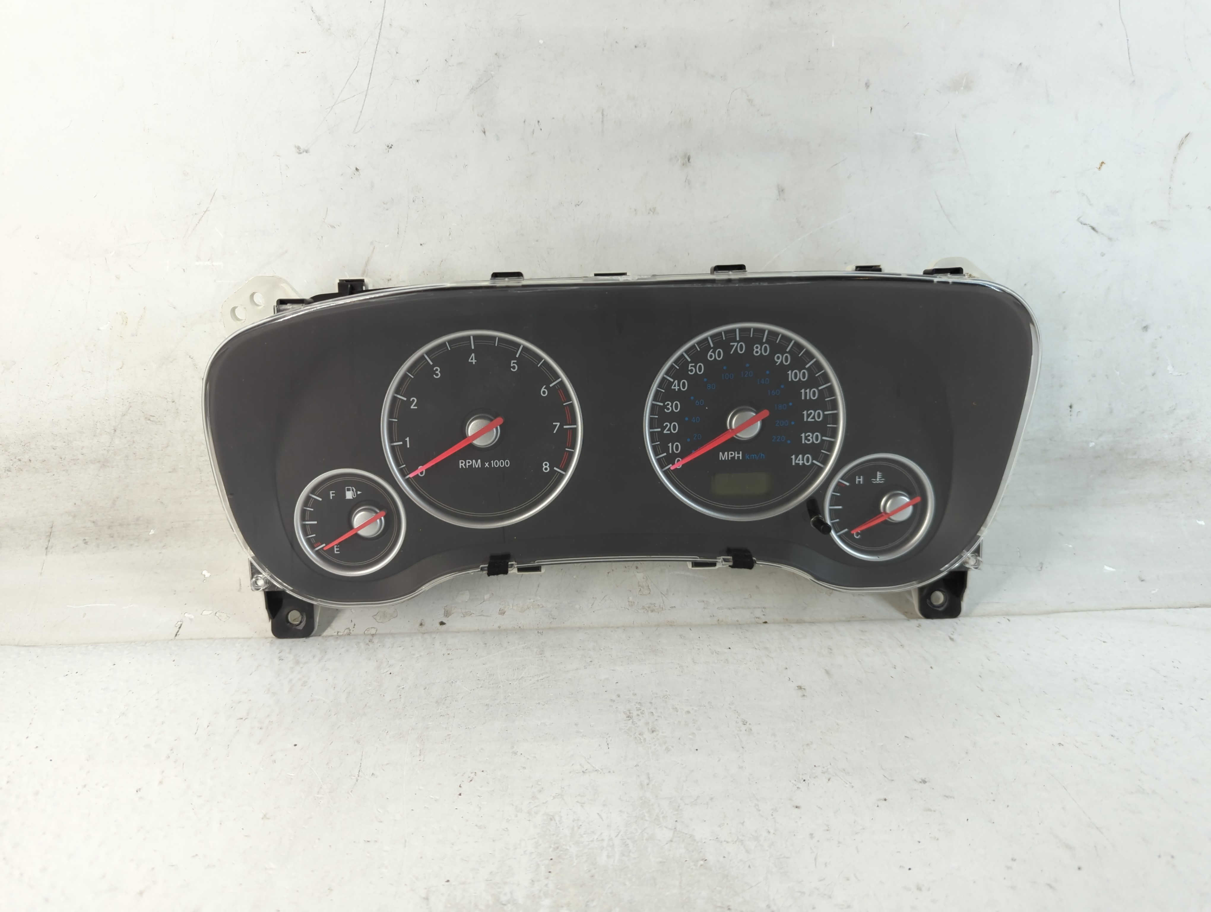 2004-2004 Chrysler Sebring Speedometer Instrument Cluster Gauges 906467 - Oemusedautoparts1.com