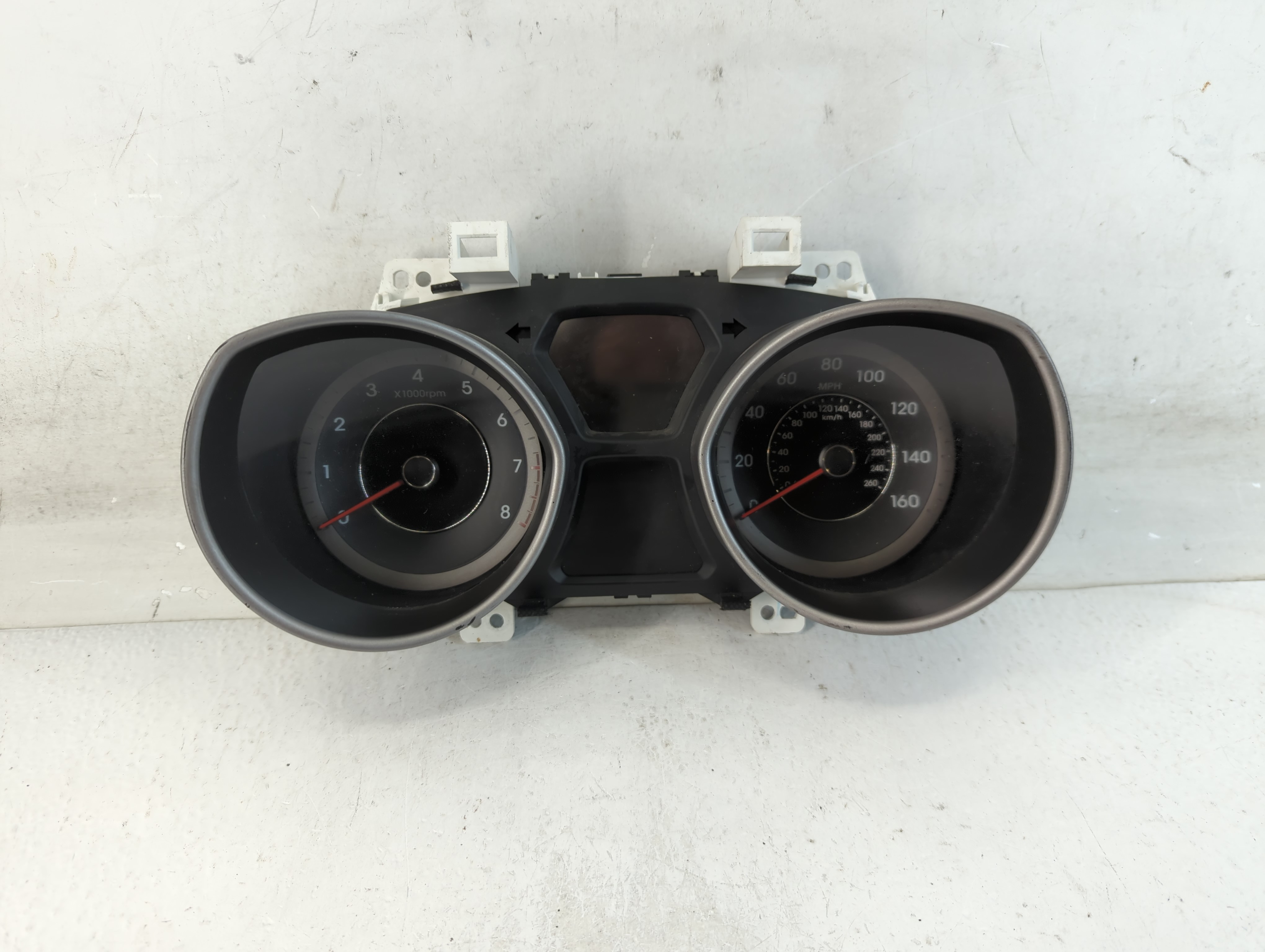 2013-2013 Hyundai Elantra Speedometer Instrument Cluster Gauges 906468 - Oemusedautoparts1.com