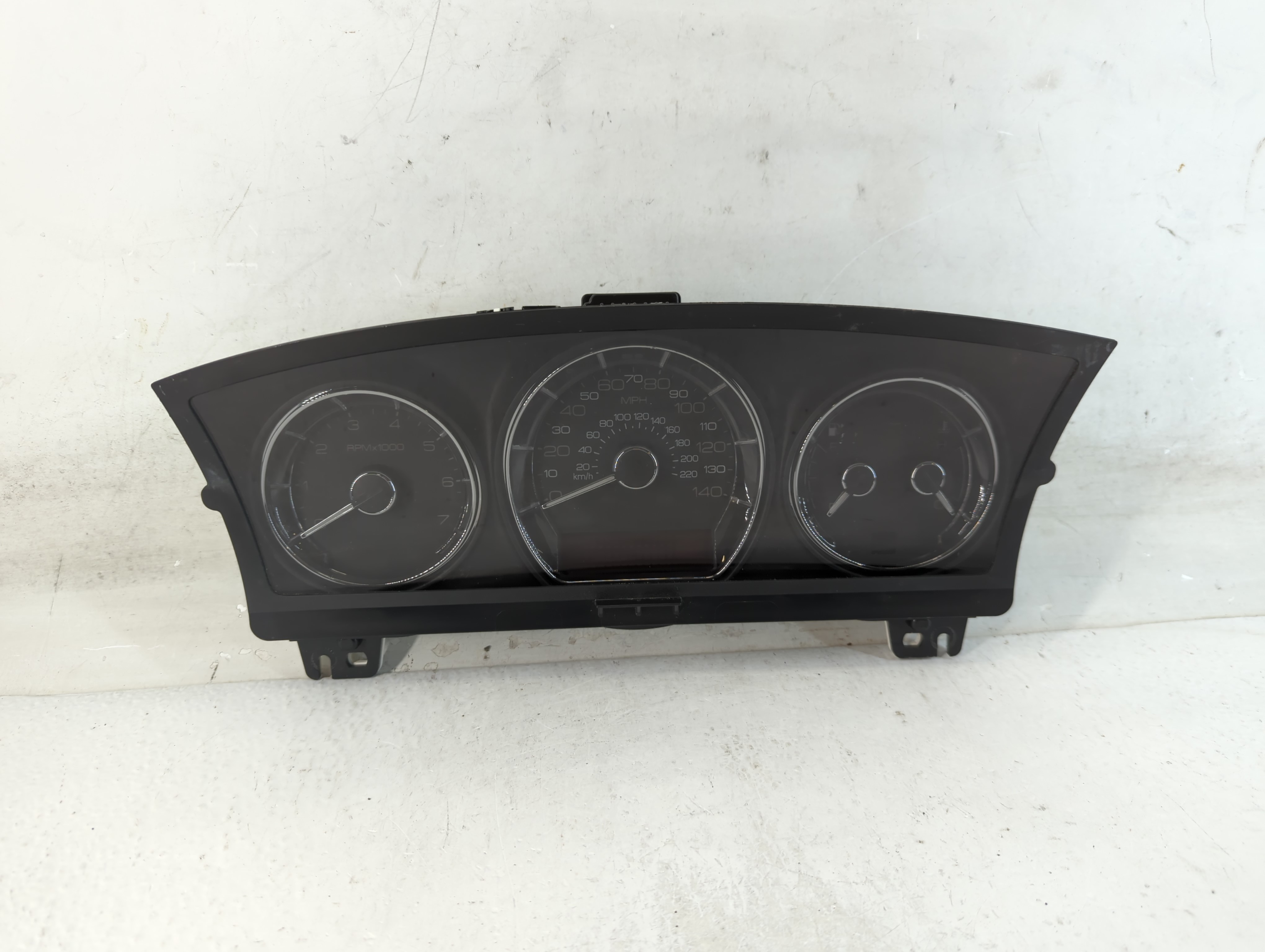2010-2010 Lincoln Mks Speedometer Instrument Cluster Gauges 906470 - Oemusedautoparts1.com