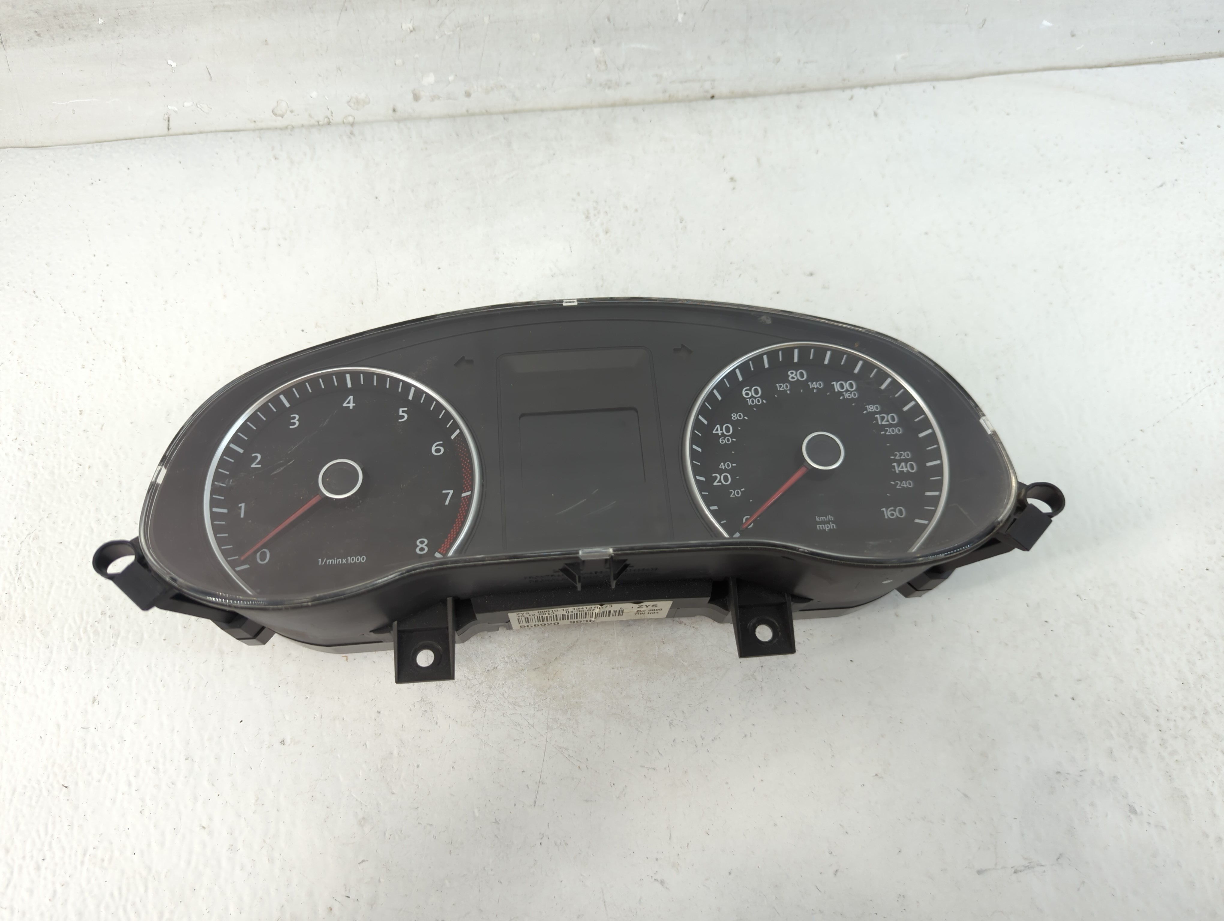 Picture of 2014-2014 Volkswagen Jetta Speedometer Instrument Cluster Gauges 906487