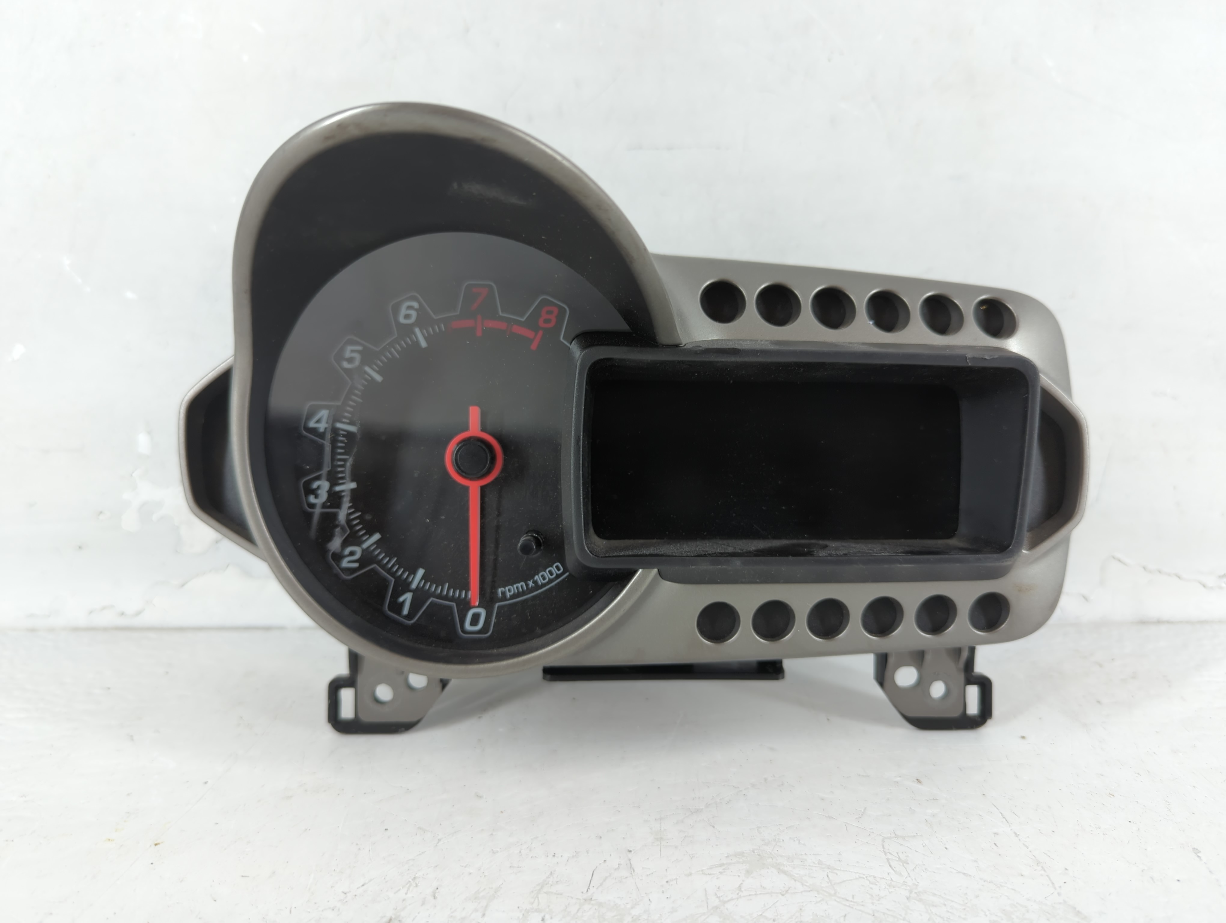 2015-2016 Chevrolet Sonic Speedometer Instrument Cluster Gauges 94532554 906528 - Oemusedautoparts1.com