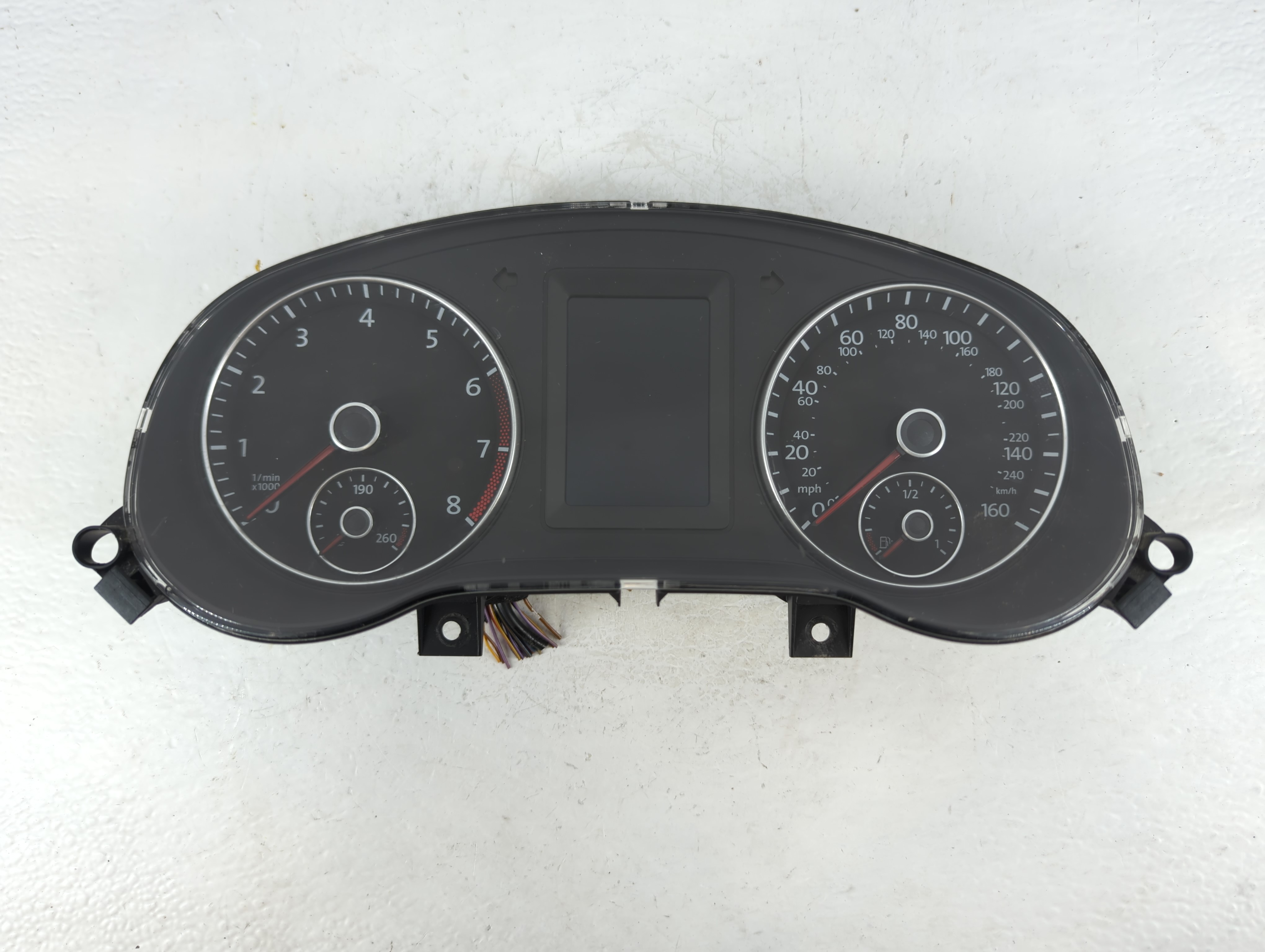 Picture of 2014-2014 Volkswagen Jetta Speedometer Instrument Cluster Gauges 906534
