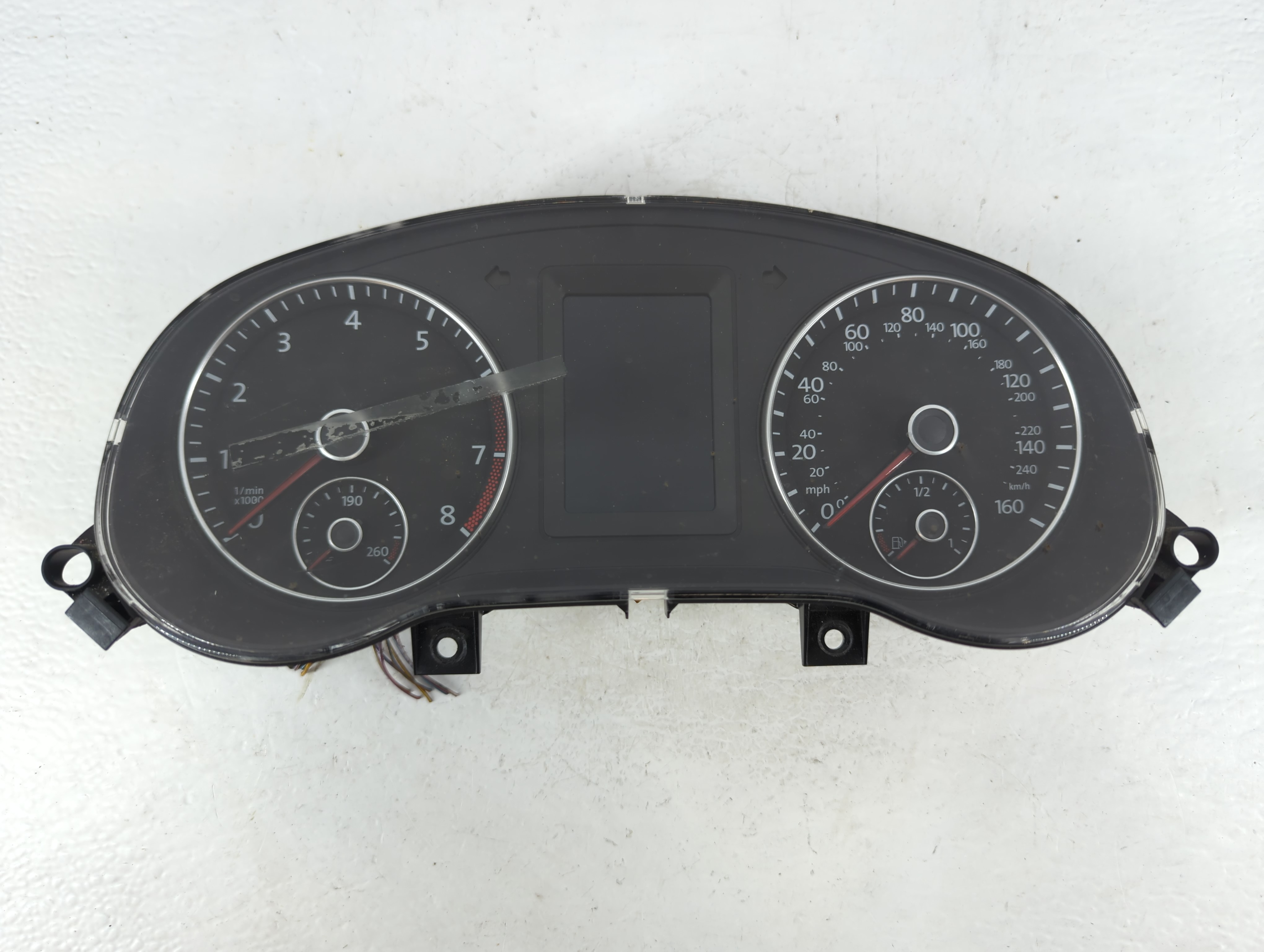 Picture of 2014-2014 Volkswagen Jetta Speedometer Instrument Cluster Gauges 906556