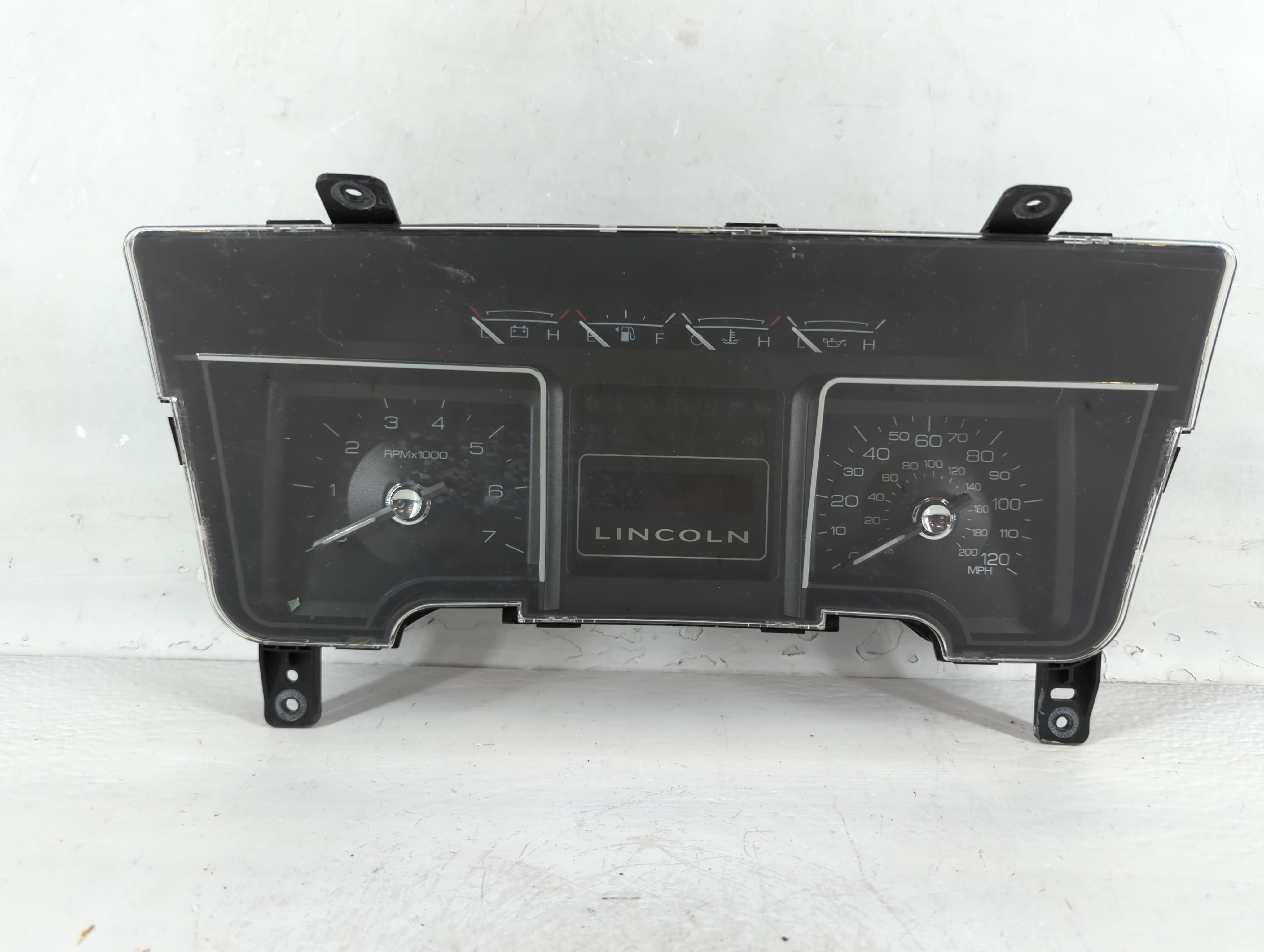 2010 Lincoln Navigator Speedometer Instrument Cluster Gauges 906598 - Oemusedautoparts1.com