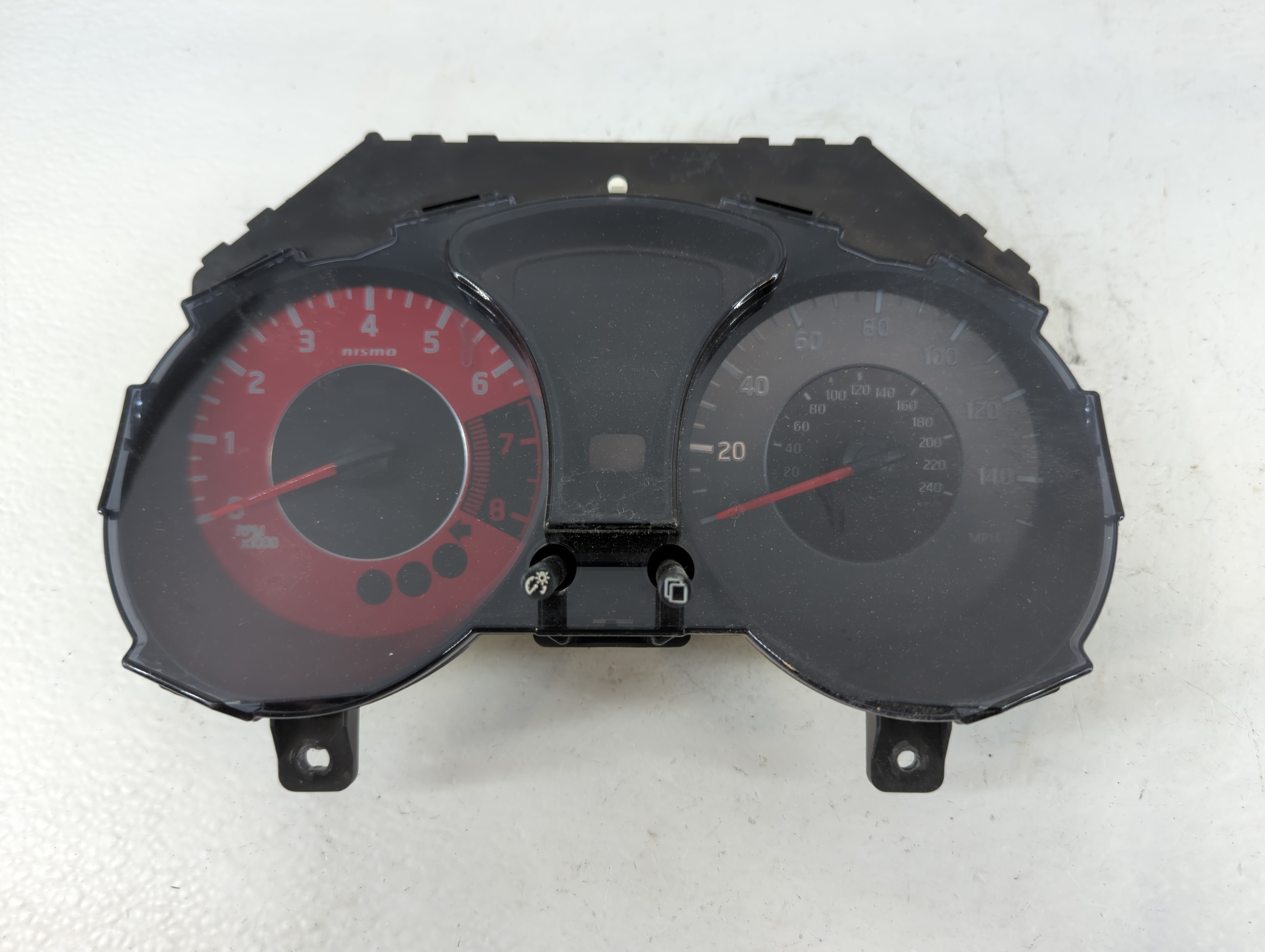 2013-2014 Nissan Juke Speedometer Instrument Cluster Gauges 3yw1b/iaj4|vd 906599 - Oemusedautoparts1.com