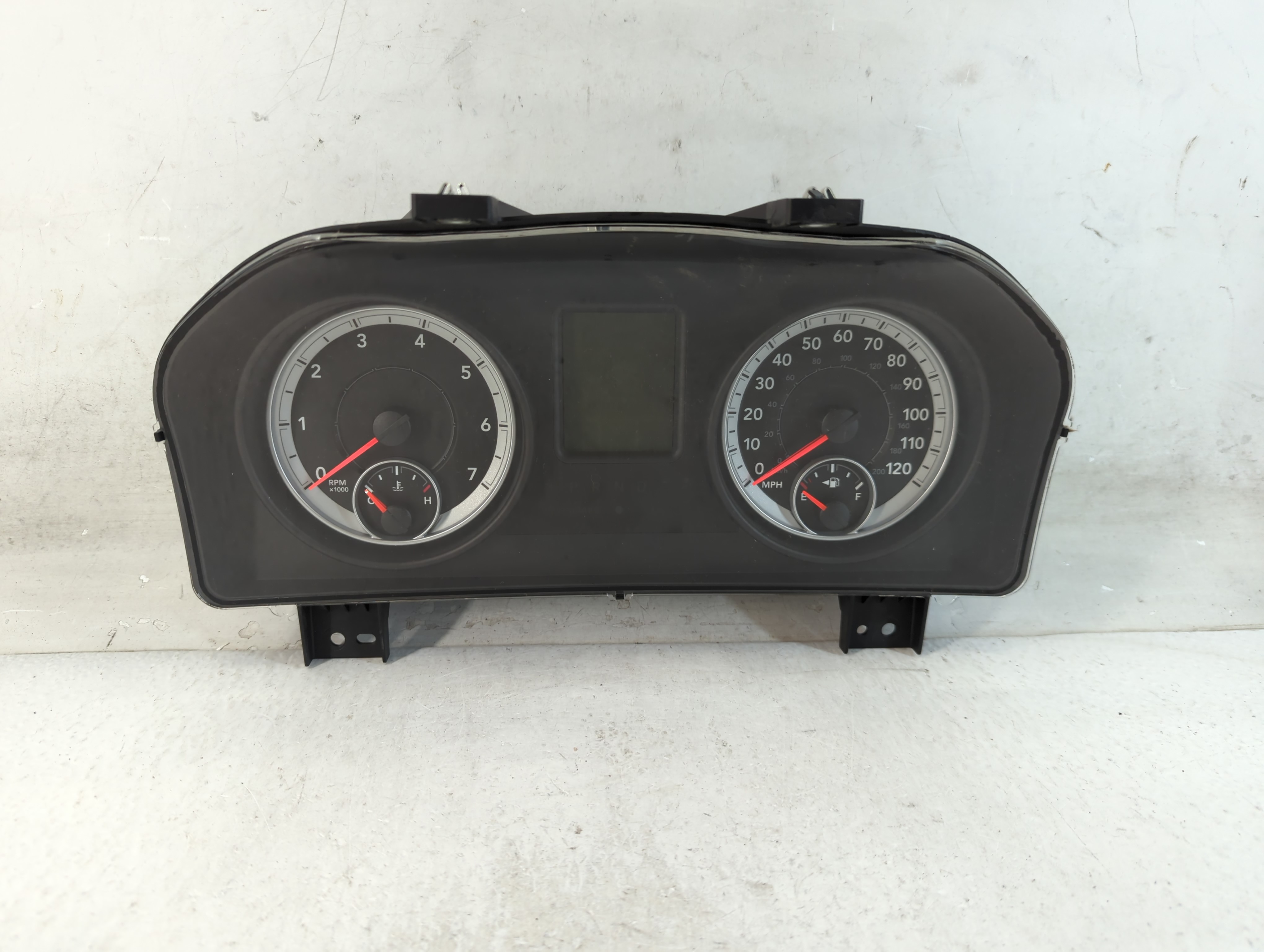 Picture of 2013-2013 Ram 1500 Speedometer Instrument Cluster Gauges P56046540af 906625