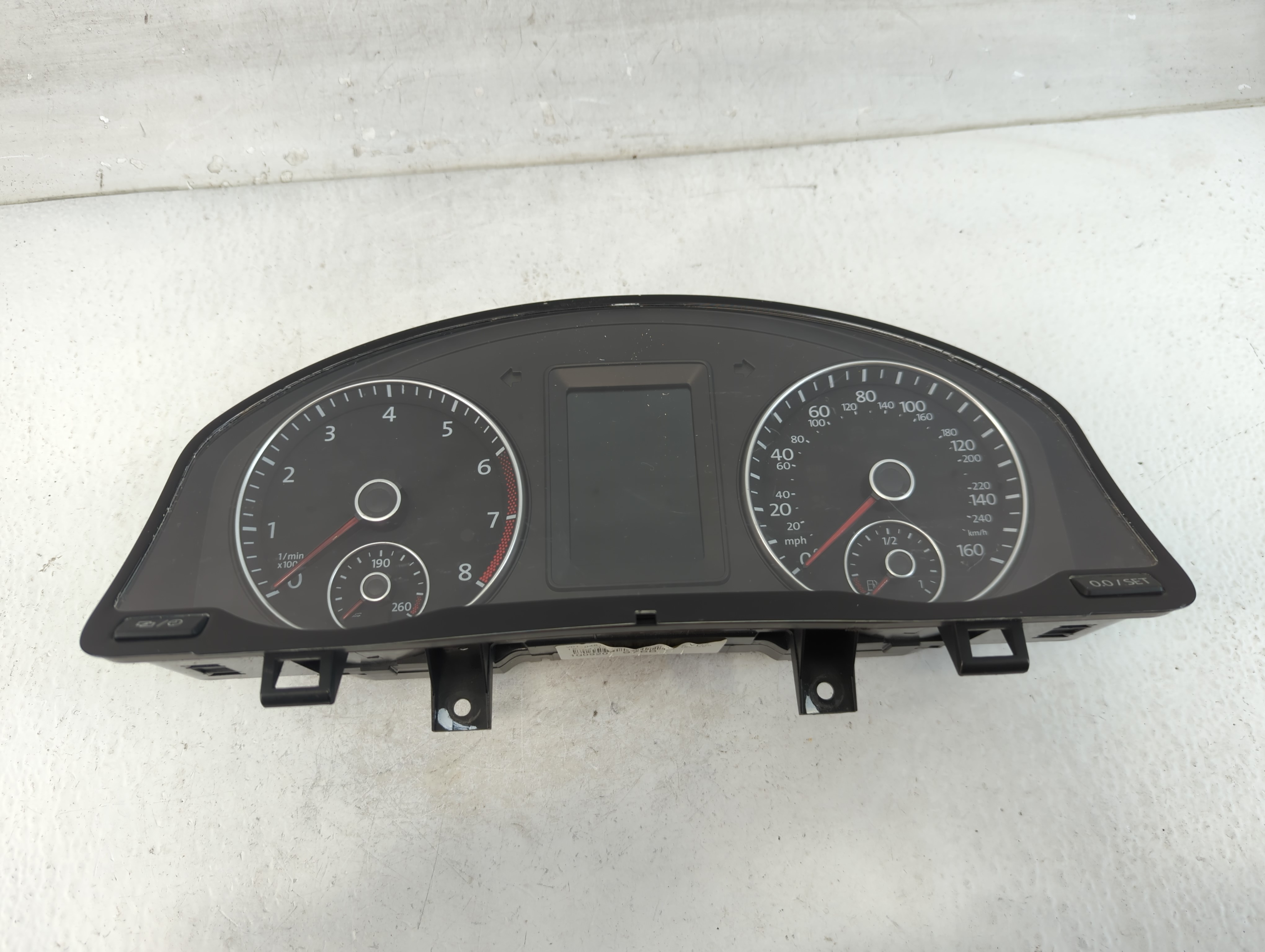 2013-2016 Volkswagen Eos Speedometer Instrument Cluster Gauges 906640 - Oemusedautoparts1.com
