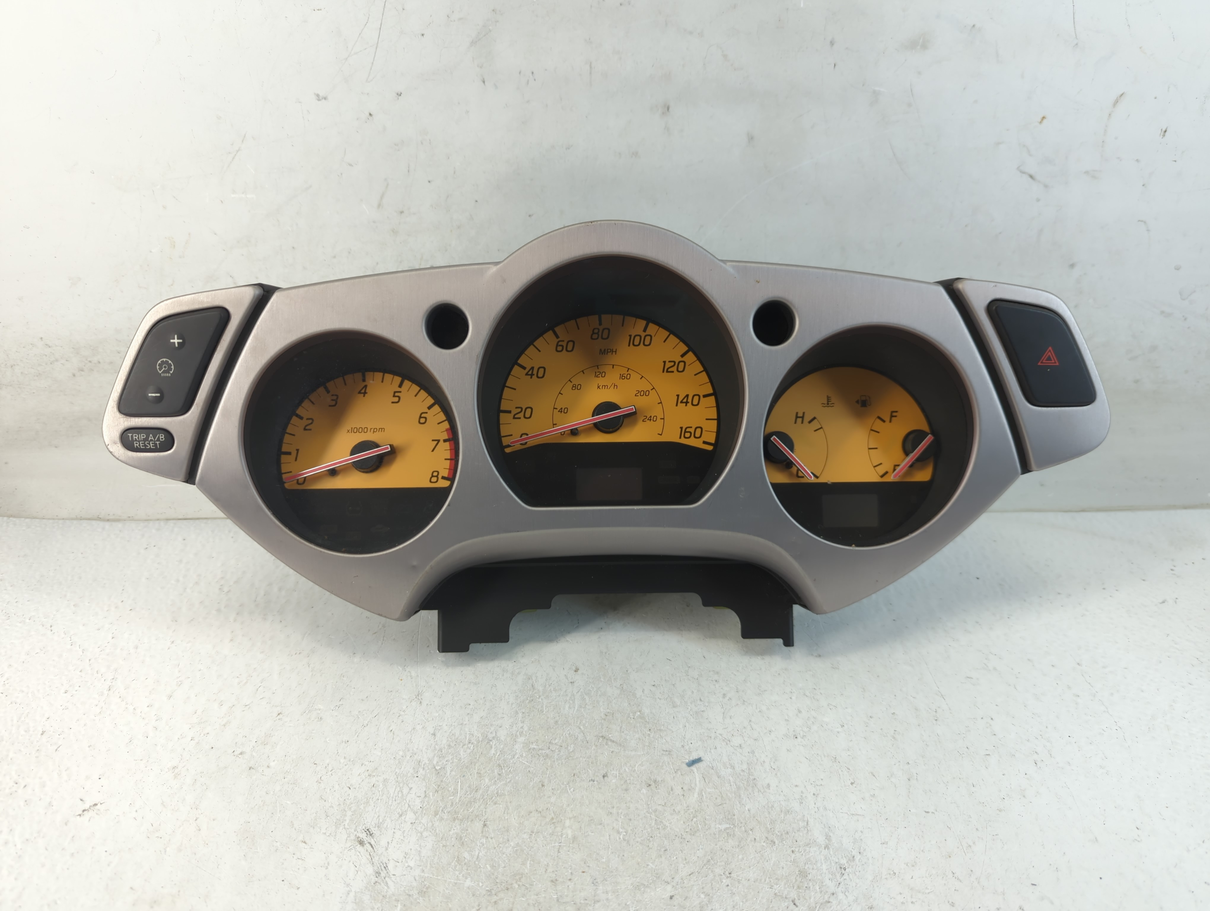 2003-2003 Nissan Murano Speedometer Instrument Cluster Gauges 906646 - Oemusedautoparts1.com