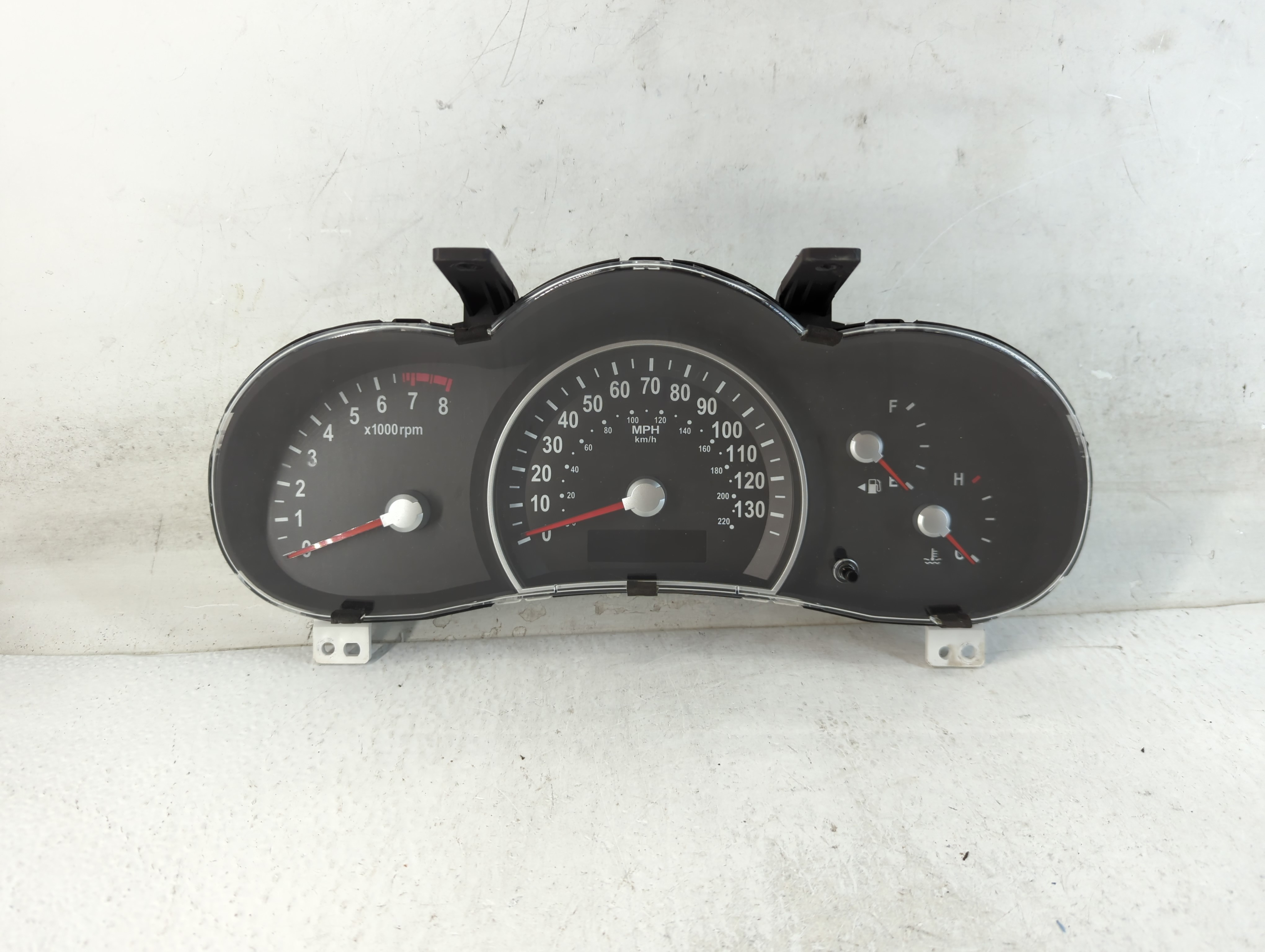2011-2014 Kia Sedona Speedometer Instrument Cluster Gauges 906652 - Oemusedautoparts1.com