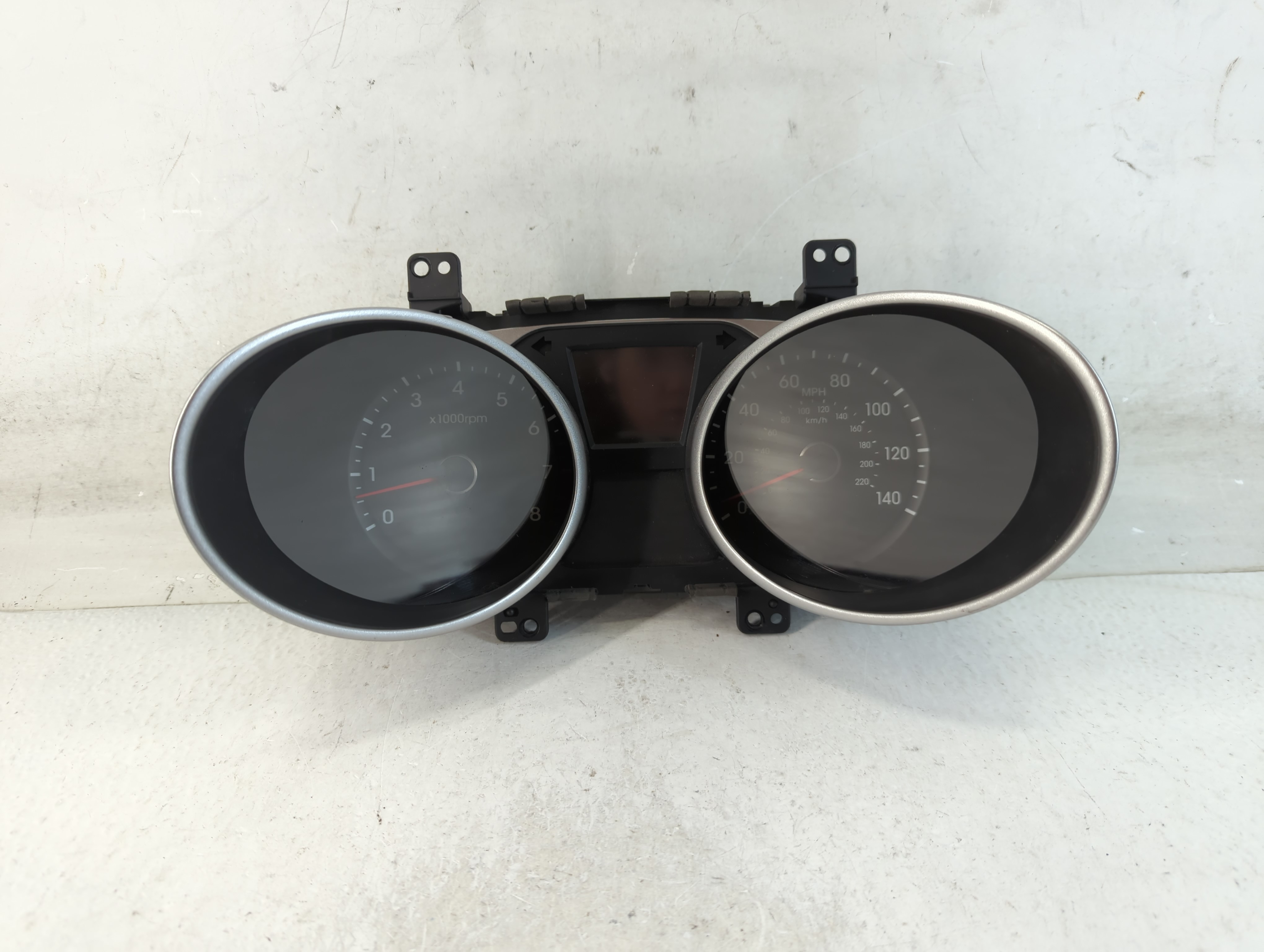 2014-2015 Hyundai Tucson Speedometer Instrument Cluster Gauges 906701 - Oemusedautoparts1.com