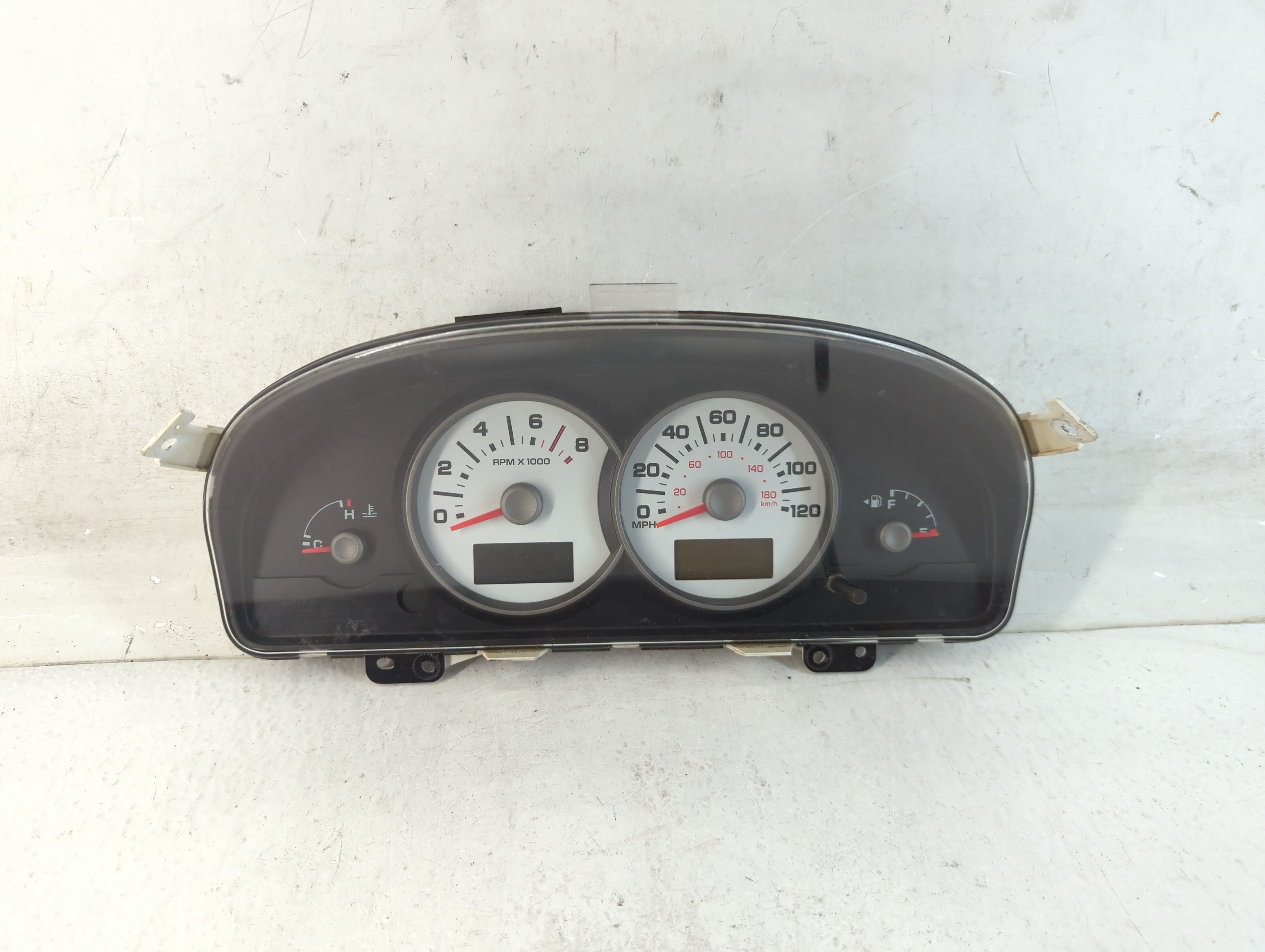 2005-2005 Ford Escape Speedometer Instrument Cluster Gauges 5l8t-10849-aj 906709 - Oemusedautoparts1.com