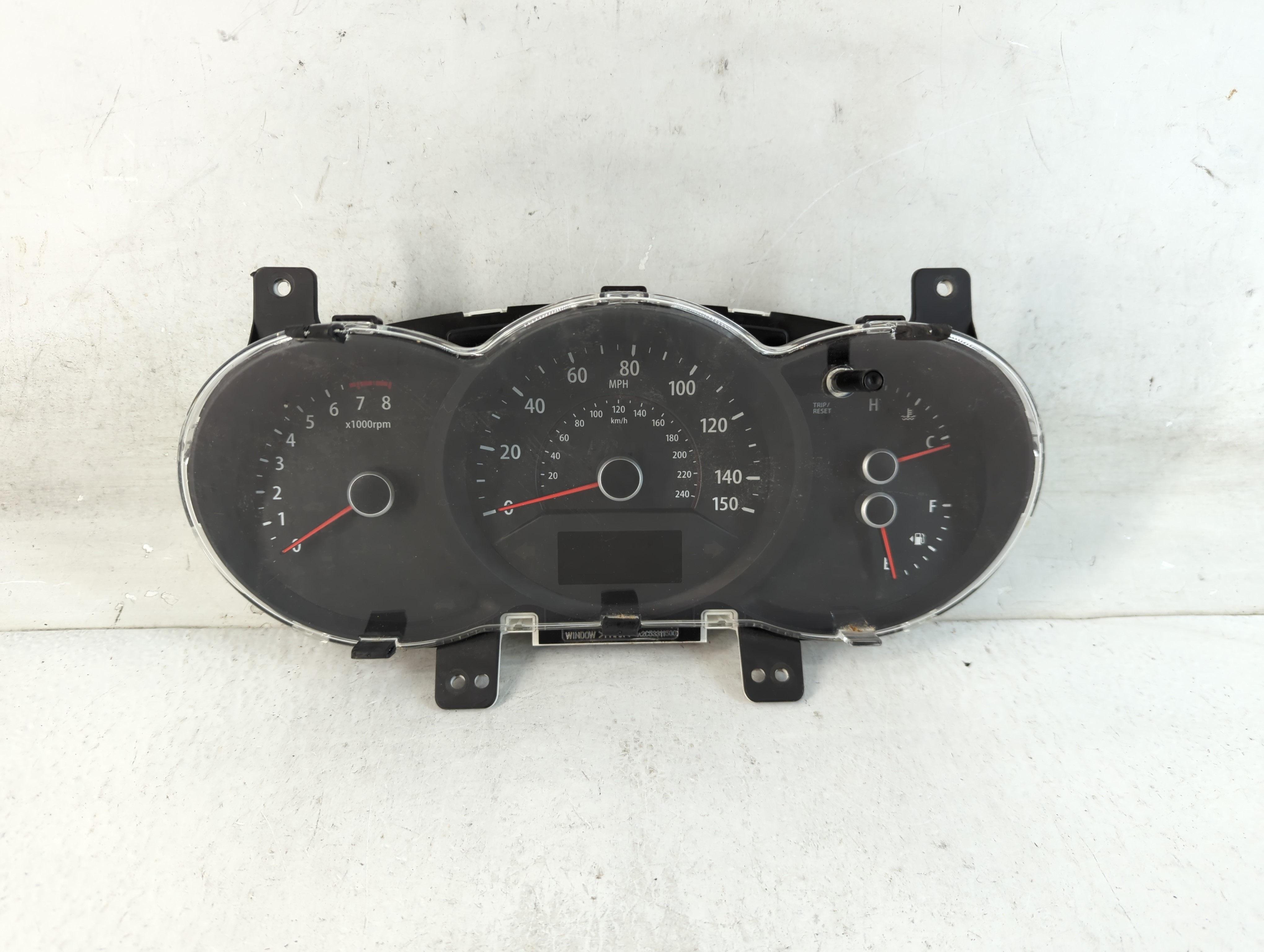 2011-2013 Kia Sorento Speedometer Instrument Cluster Gauges 94001-1u010 906720 - Oemusedautoparts1.com