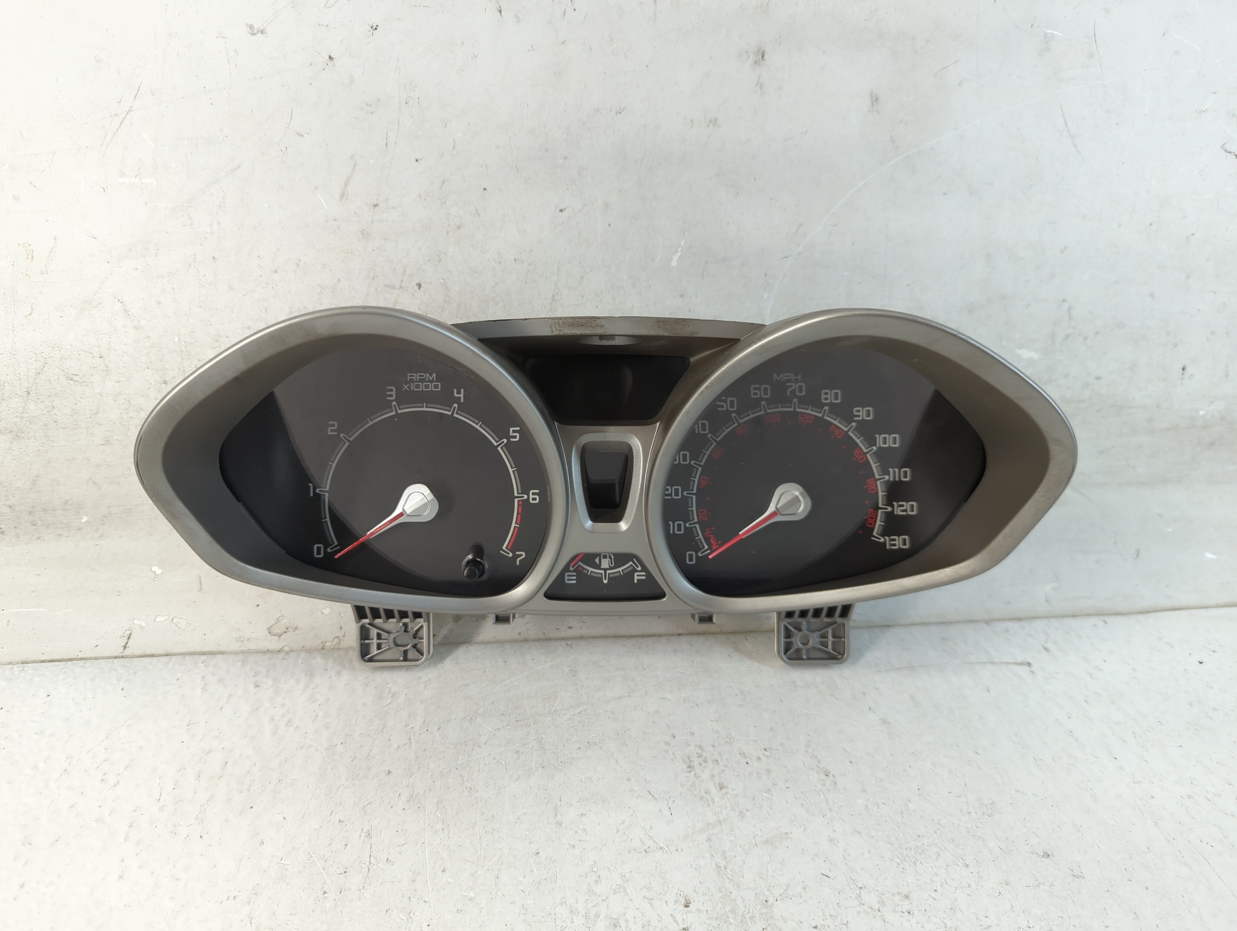 2012-2013 Ford Fiesta Speedometer Instrument Cluster Gauges 906723 - Oemusedautoparts1.com