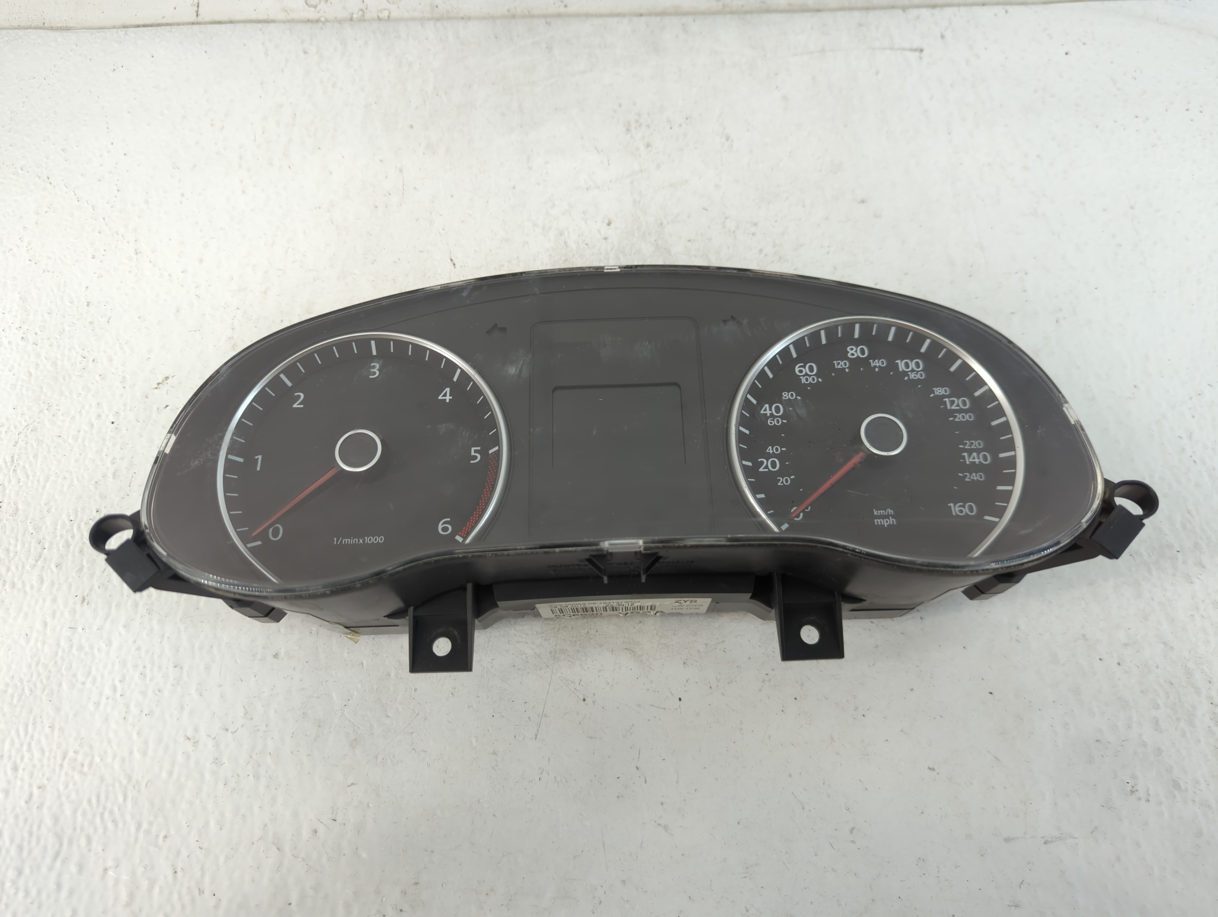2013 Volkswagen Jetta Speedometer Instrument Cluster Gauges 5c6920952a 906725 - Oemusedautoparts1.com