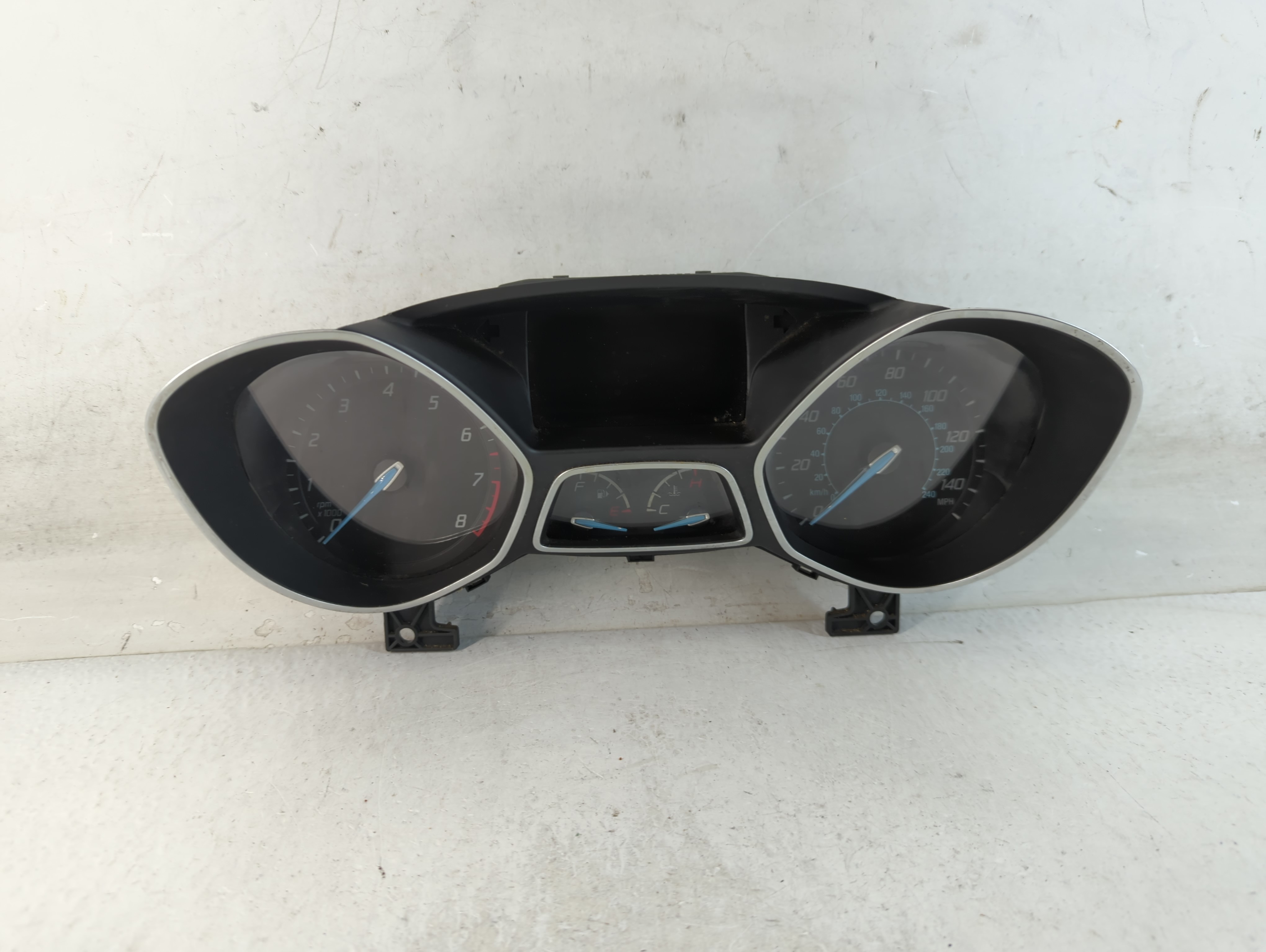 2013-2014 Ford Focus Speedometer Instrument Cluster Gauges Cm5t-10849-ctg 906726 - Oemusedautoparts1.com