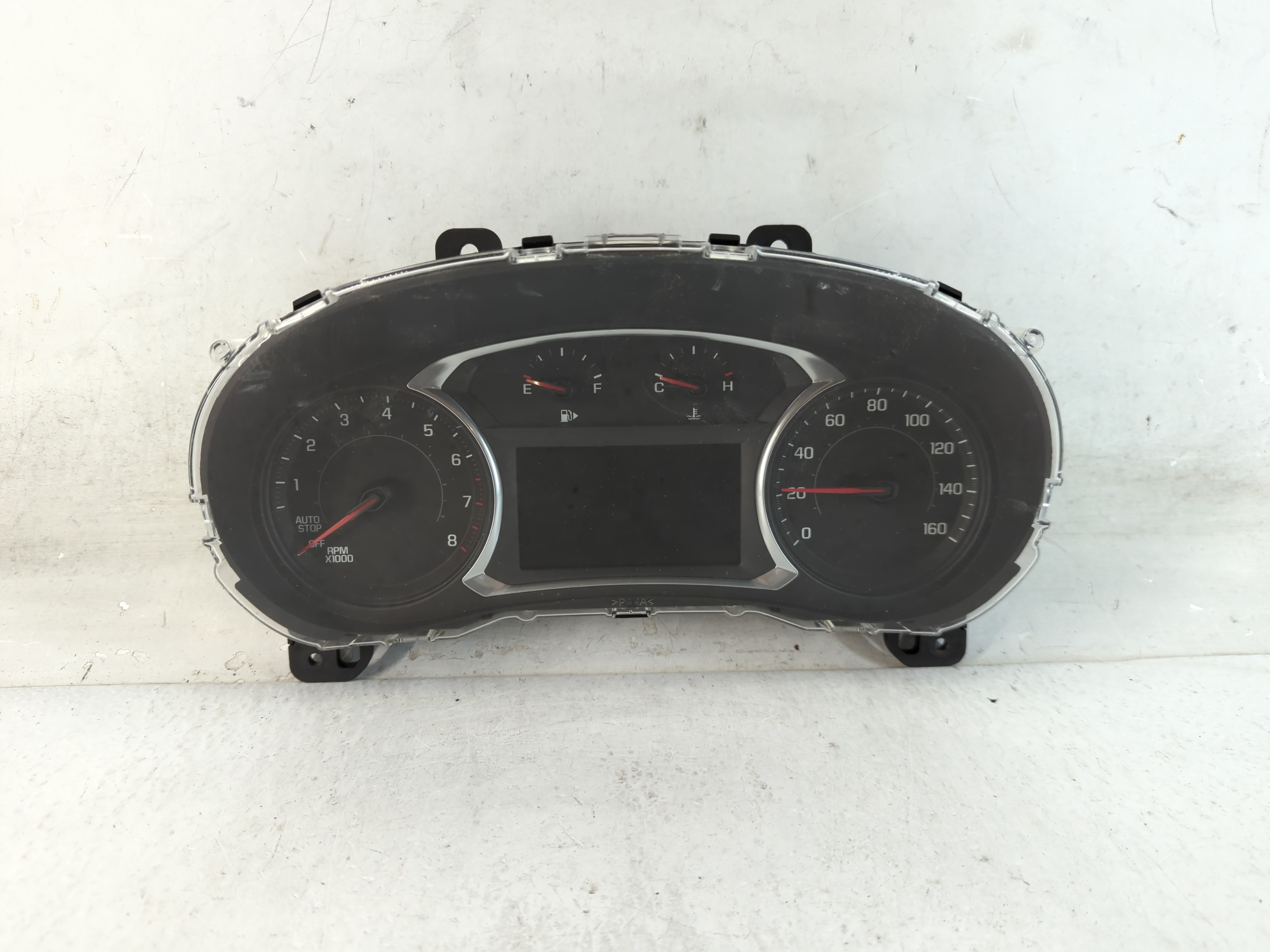 2017-2018 Chevrolet Malibu Speedometer Instrument Cluster Gauges 84265612 906730 - Oemusedautoparts1.com