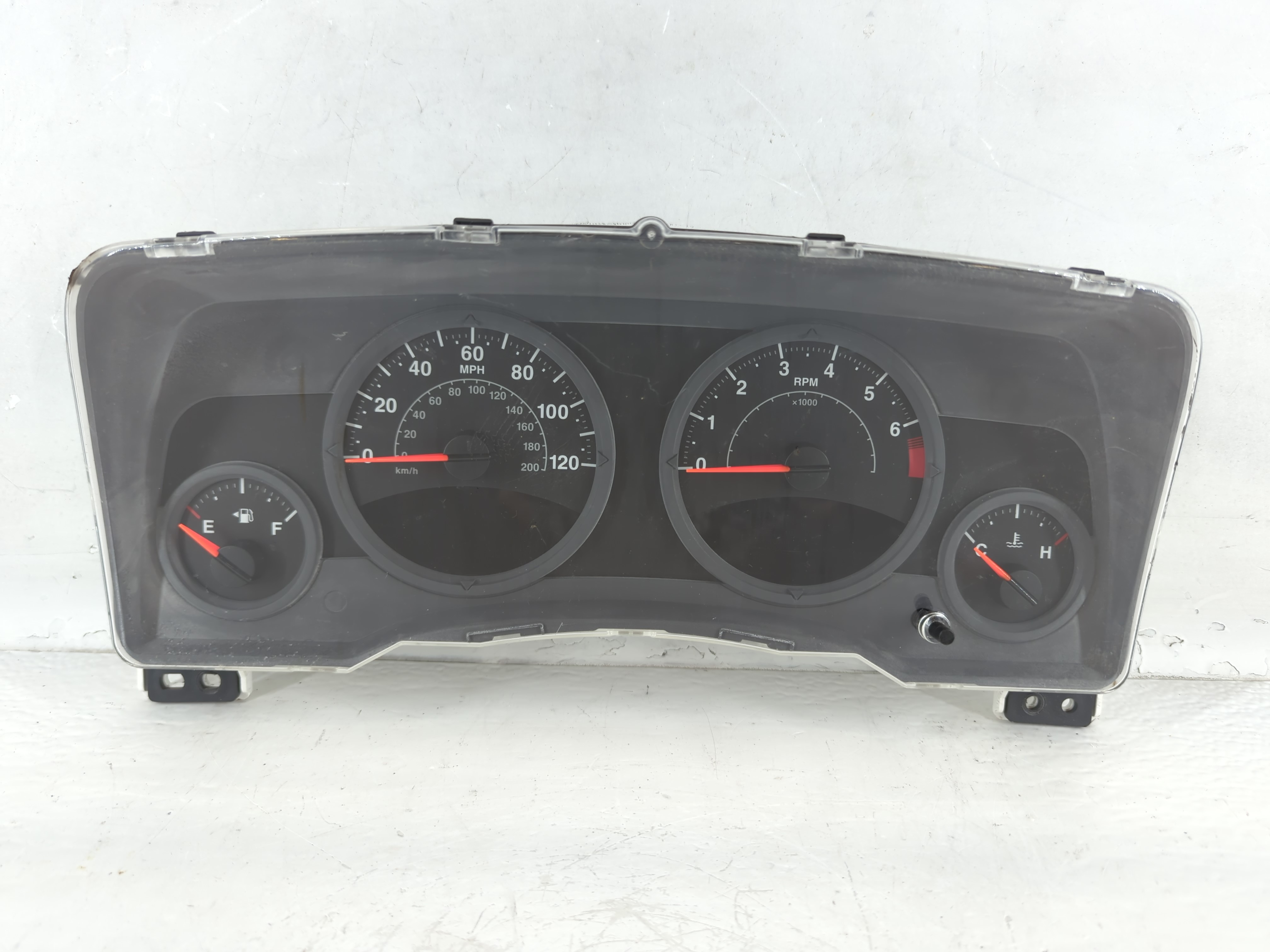 2007-2007 Jeep Compass Speedometer Instrument Cluster Gauges 906748 - Oemusedautoparts1.com
