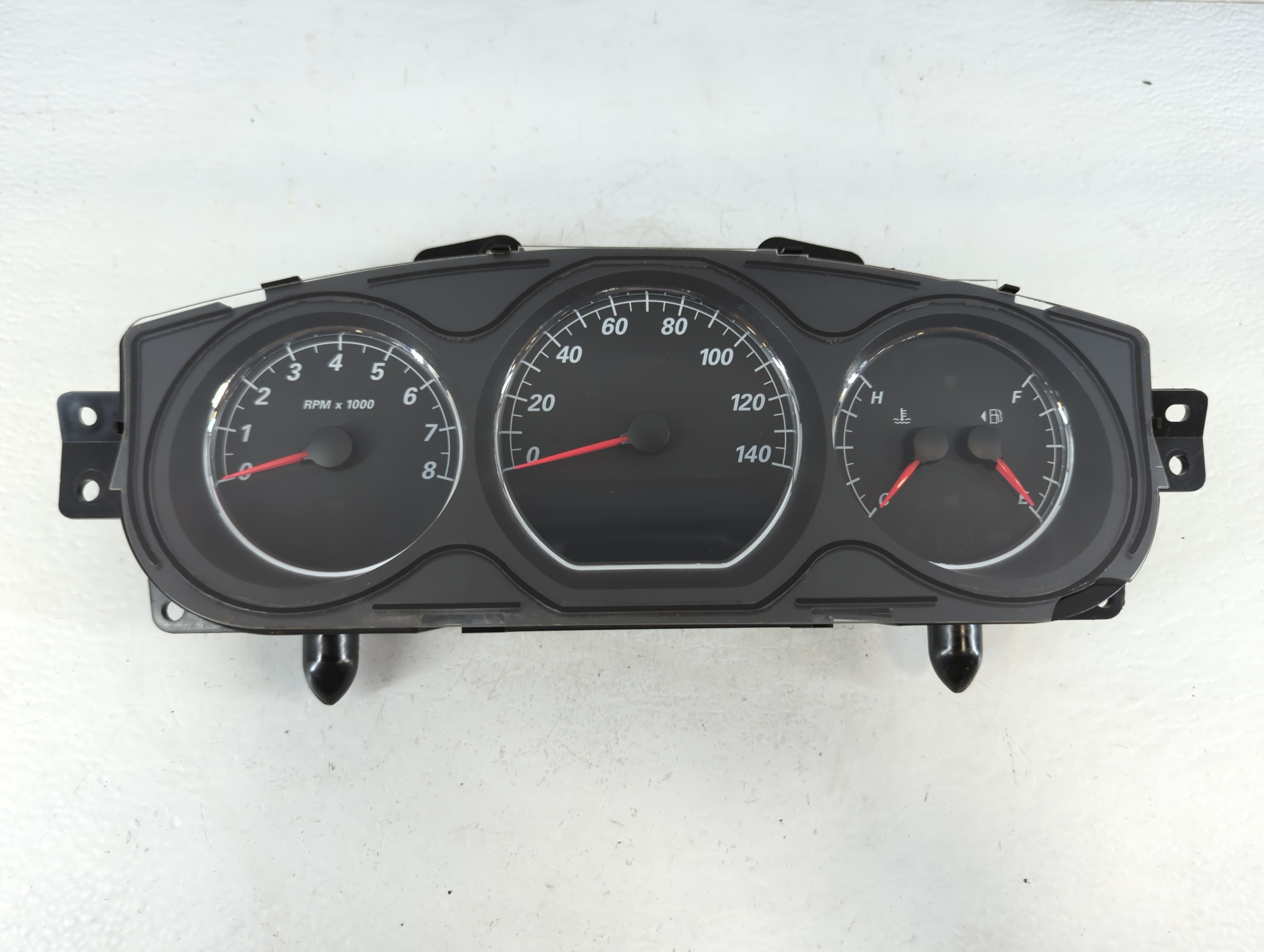 2007-2007 Buick Lucerne Speedometer Instrument Cluster Gauges 906760 - Oemusedautoparts1.com