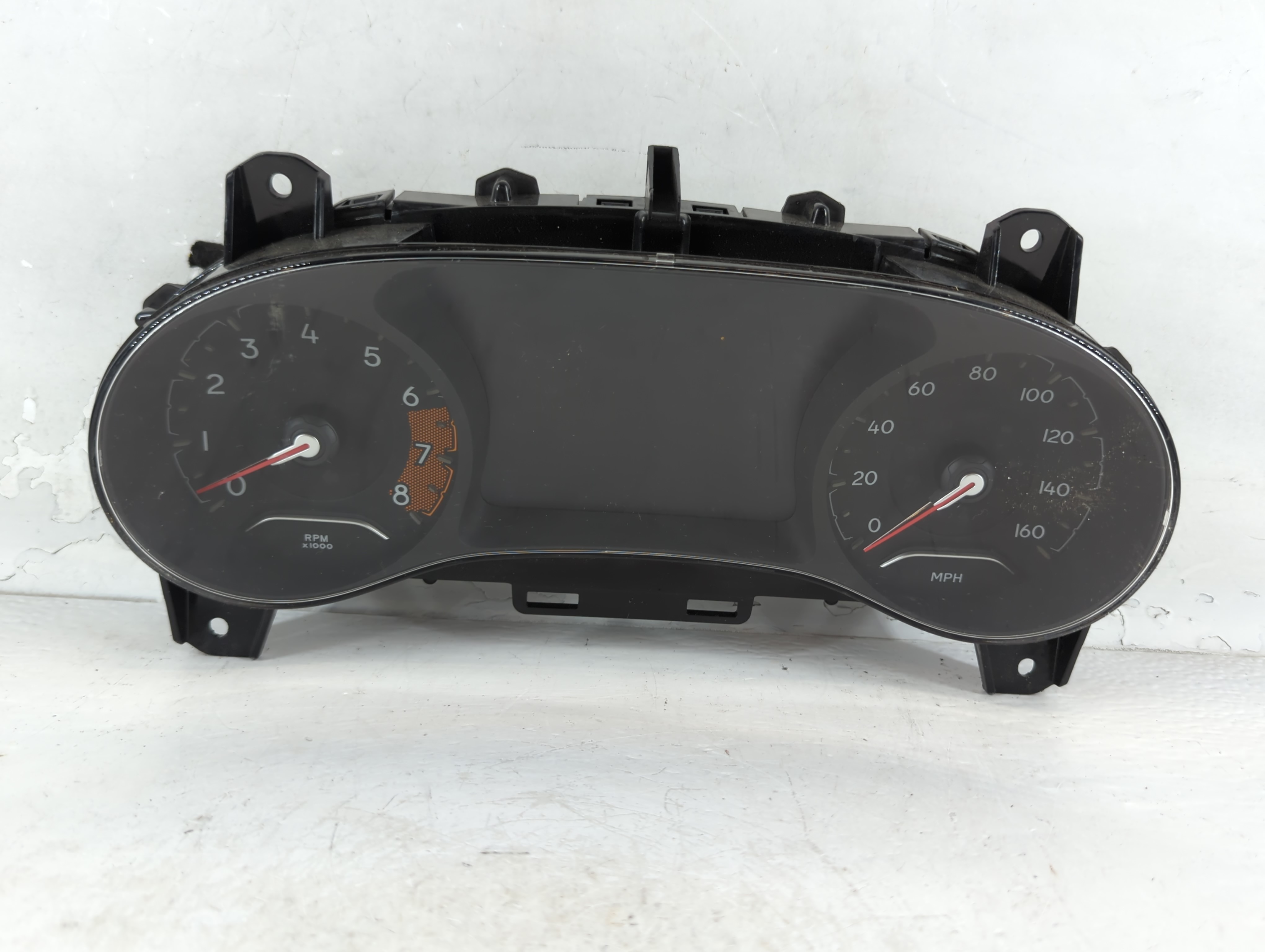 2018 Jeep Compass Speedometer Instrument Cluster Gauges 6qr57dx9ab 906787 - Oemusedautoparts1.com