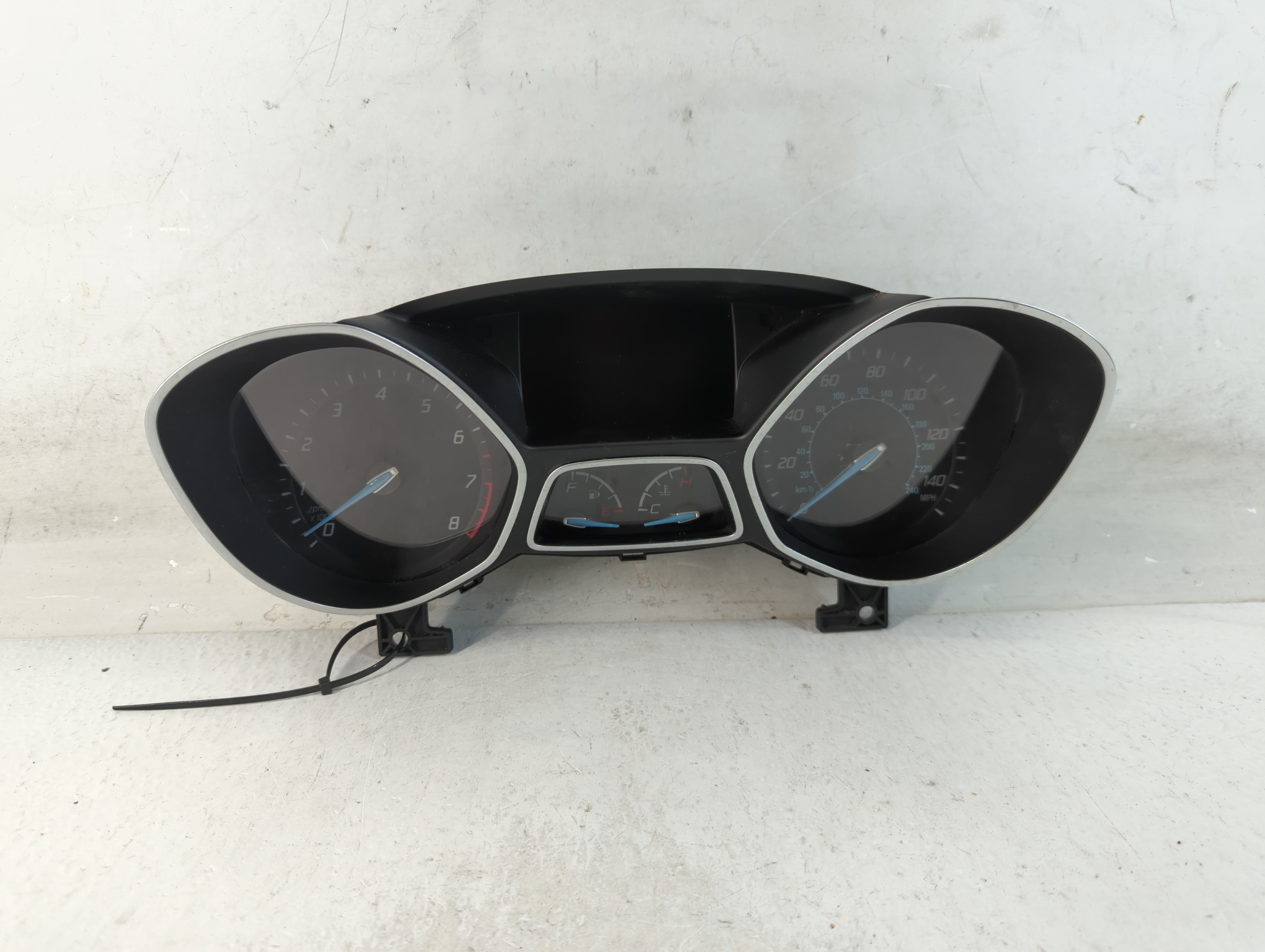 2013-2014 Ford Focus Speedometer Instrument Cluster Gauges Cm5t-10849-ctb 906816 - Oemusedautoparts1.com