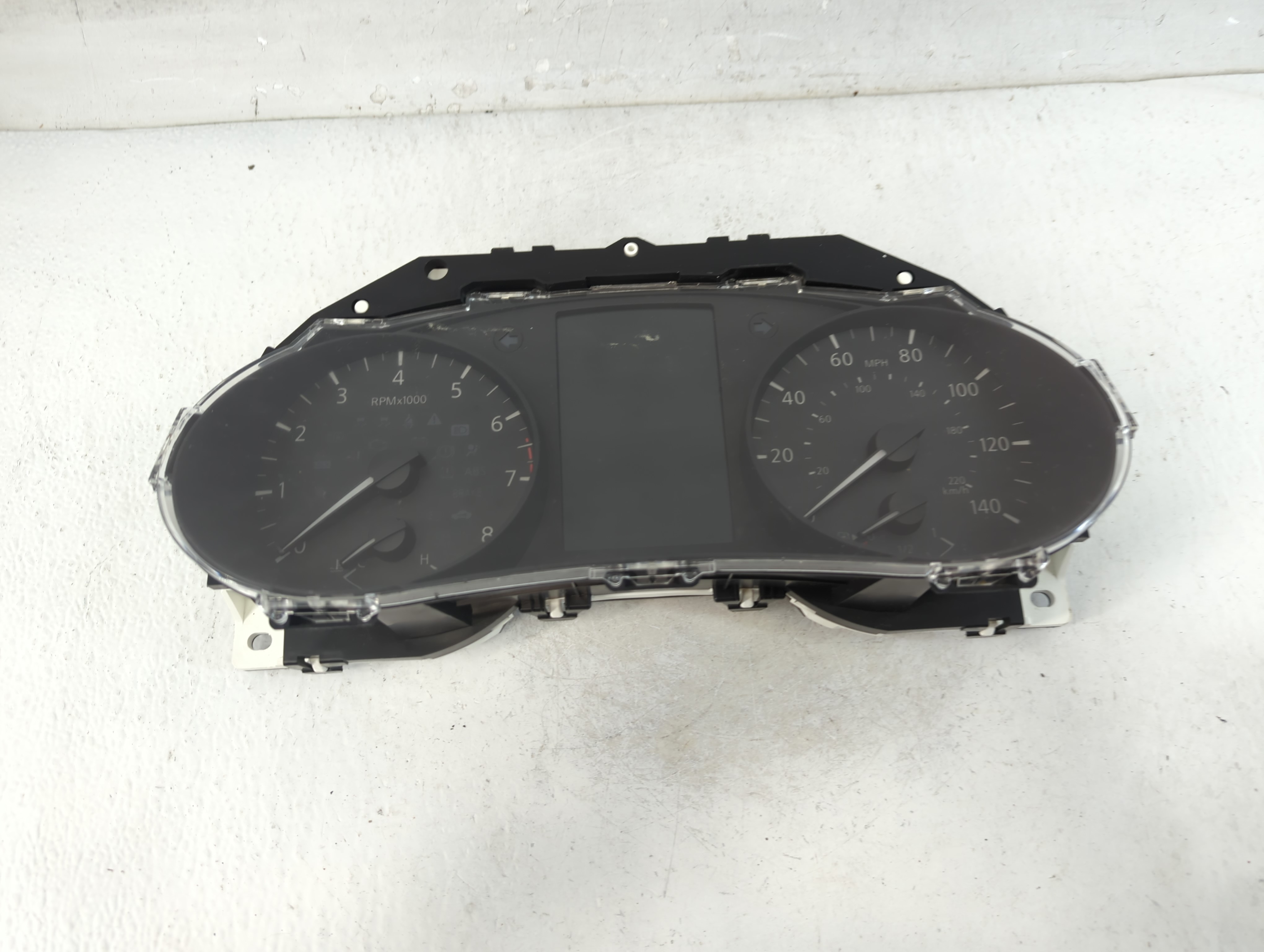 2019-2019 Nissan Rogue Sport Speedometer Instrument Cluster Gauges 906823 - Oemusedautoparts1.com