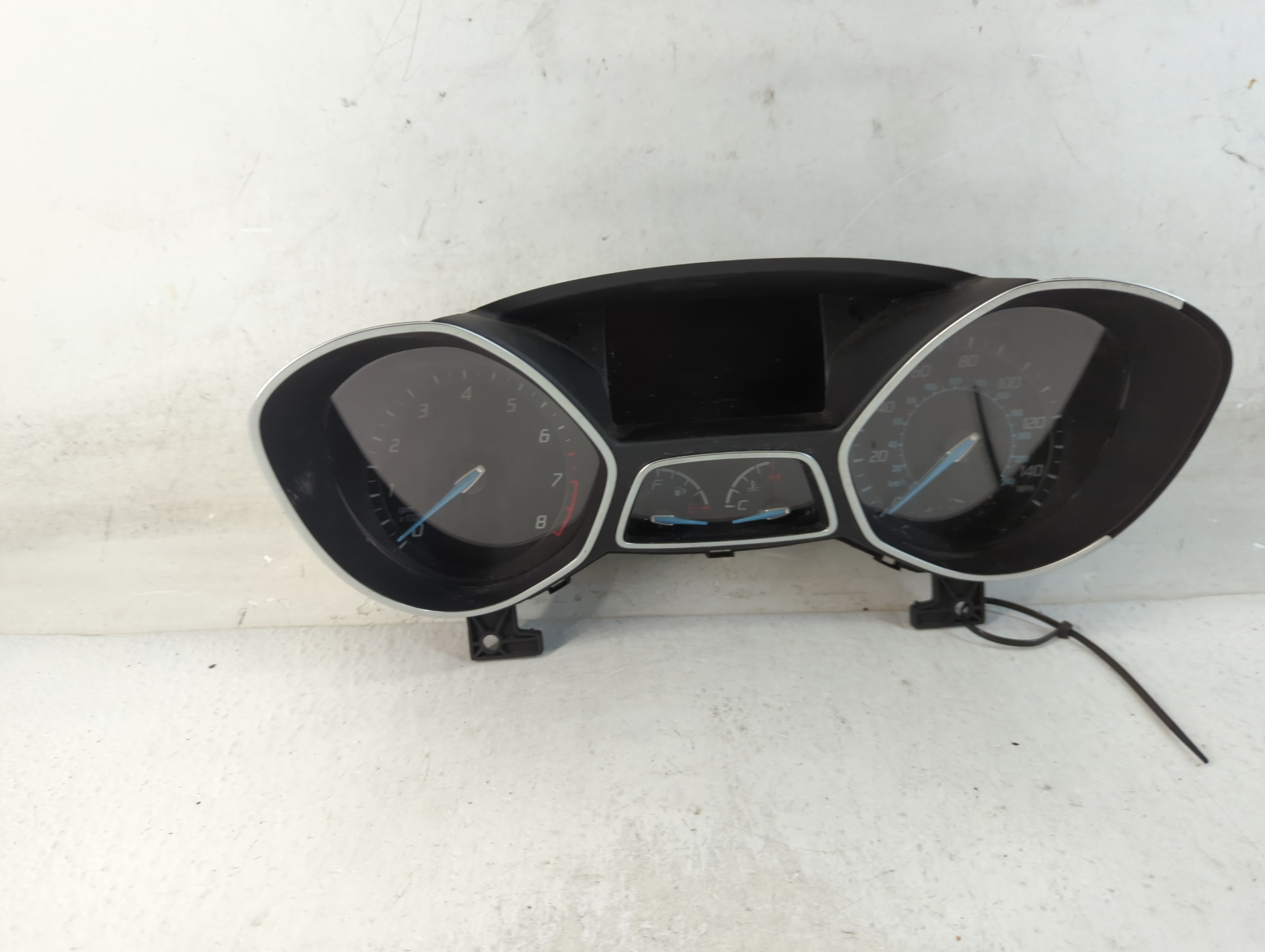 2013-2014 Ford Focus Speedometer Instrument Cluster Gauges 906831 - Oemusedautoparts1.com