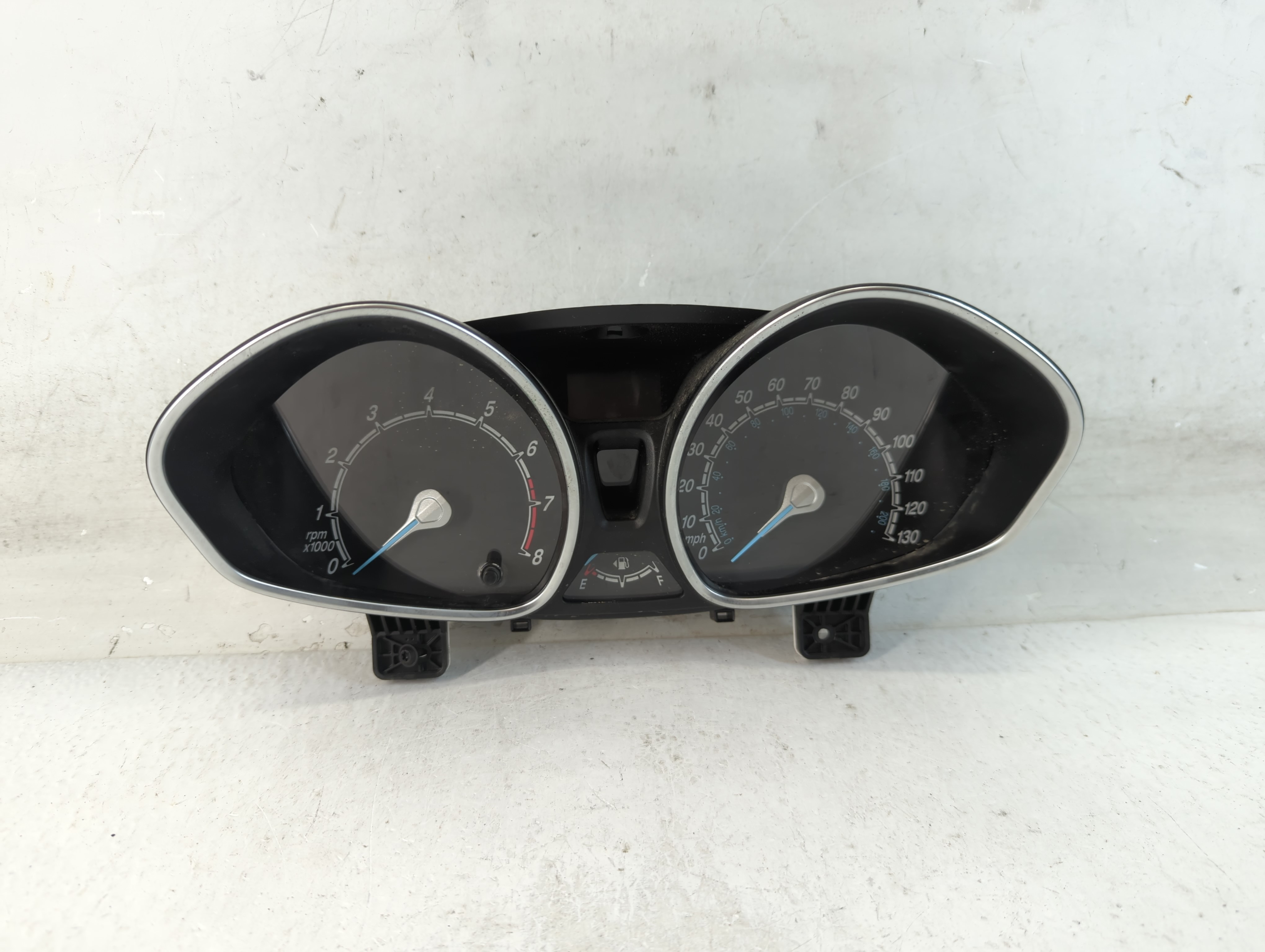 2017-2019 Ford Fiesta Speedometer Instrument Cluster Gauges 906833 - Oemusedautoparts1.com