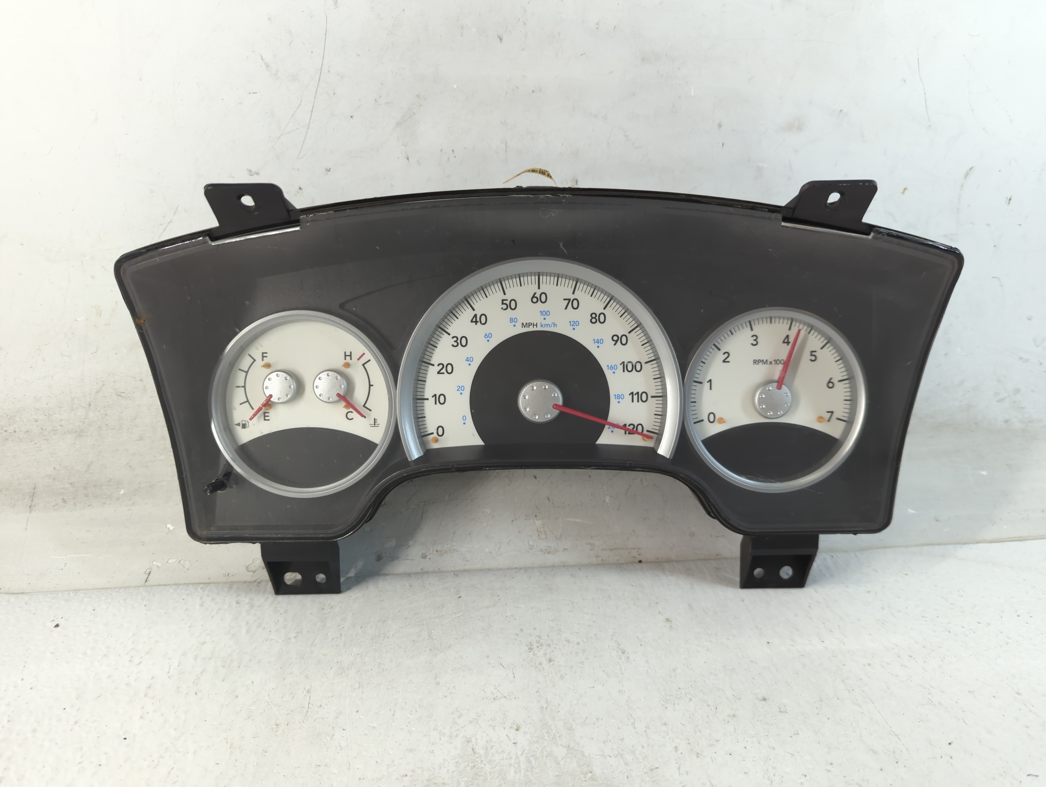 2007-2008 Dodge Dakota Speedometer Instrument Cluster Gauges P05172145ab 906838 - Oemusedautoparts1.com