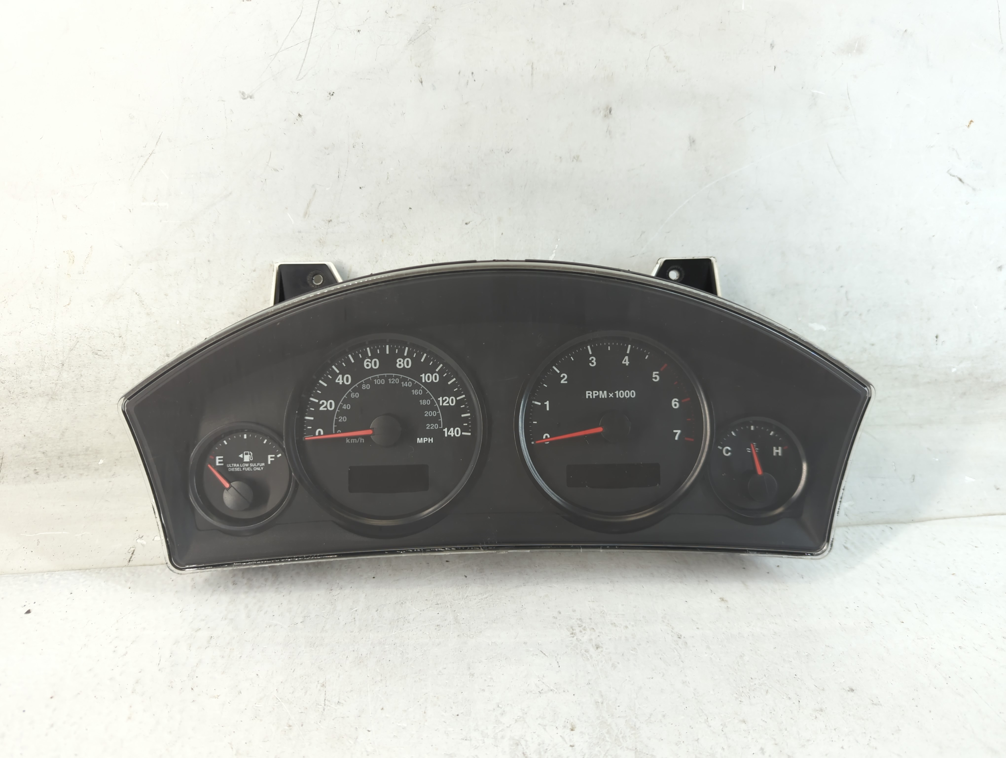 2007-2007 Jeep Grand Cherokee Speedometer Instrument Cluster Gauges 906849 - Oemusedautoparts1.com