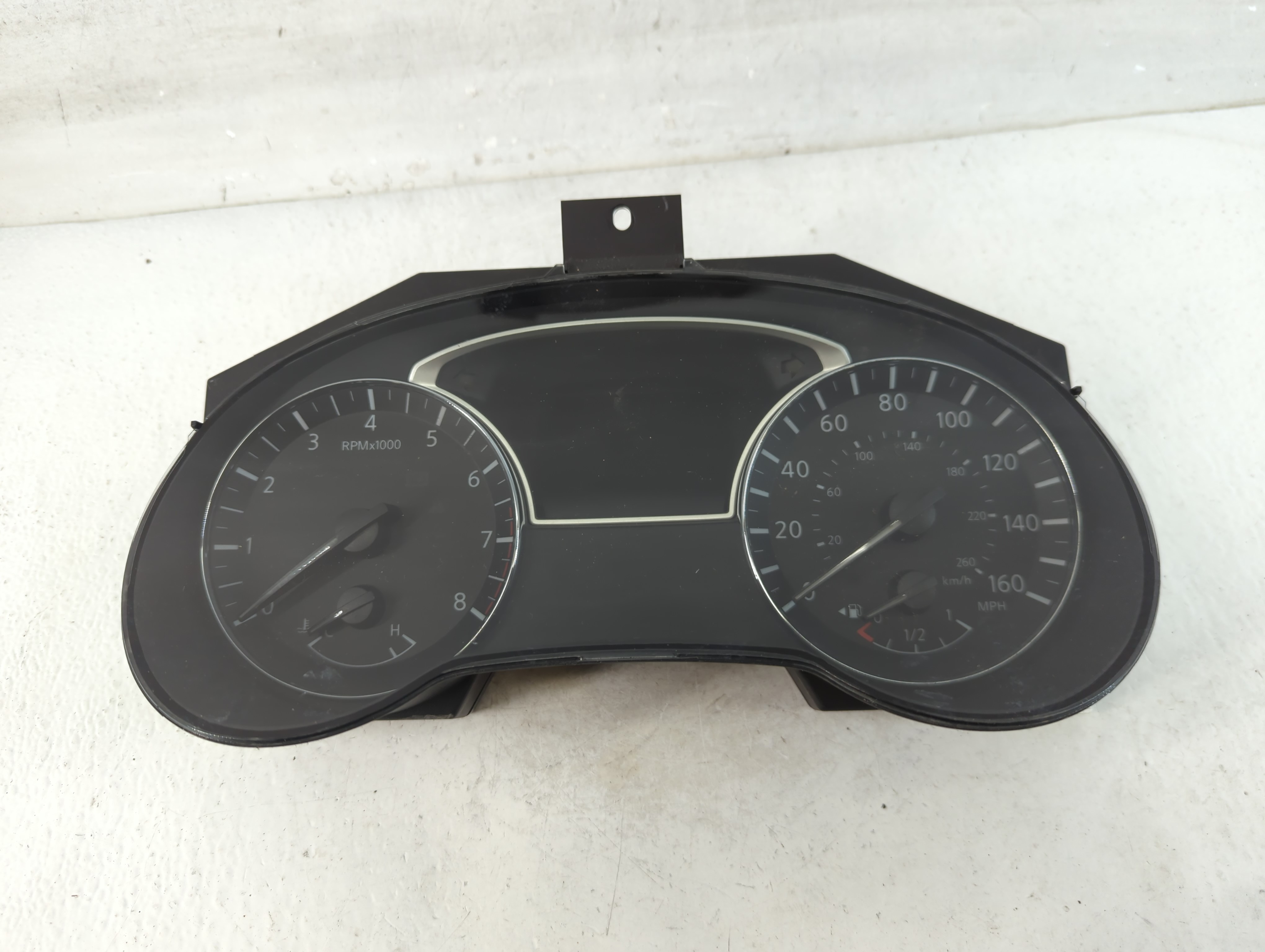 2017-2017 Nissan Pathfinder Speedometer Instrument Cluster Gauges 906855 - Oemusedautoparts1.com