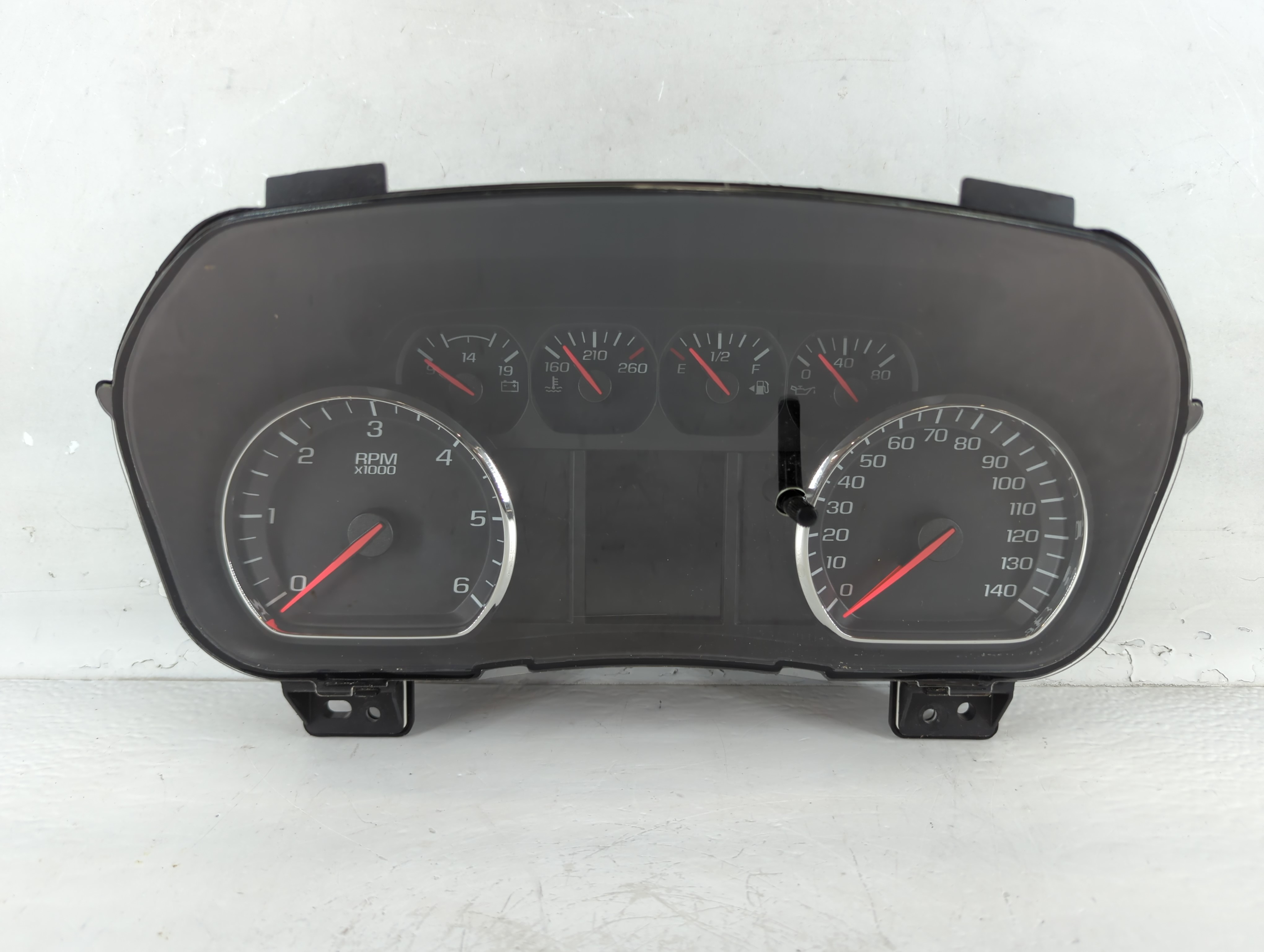 2016-2016 Chevrolet Silverado 1500 Speedometer Instrument Cluster Gauges 906880 - Oemusedautoparts1.com