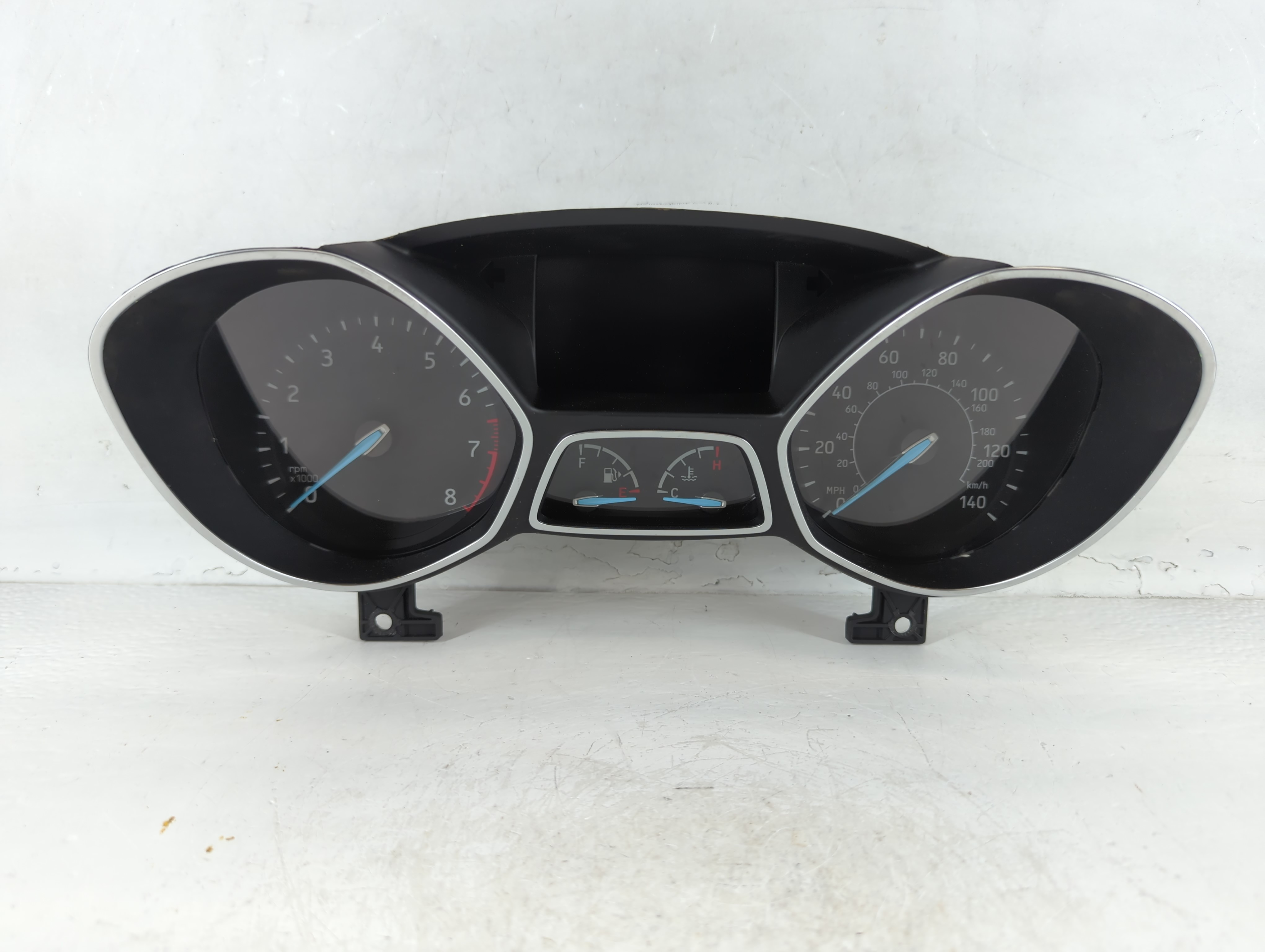 2018-2018 Ford Escape Speedometer Instrument Cluster Gauges 5jtc05670a 906890 - Oemusedautoparts1.com