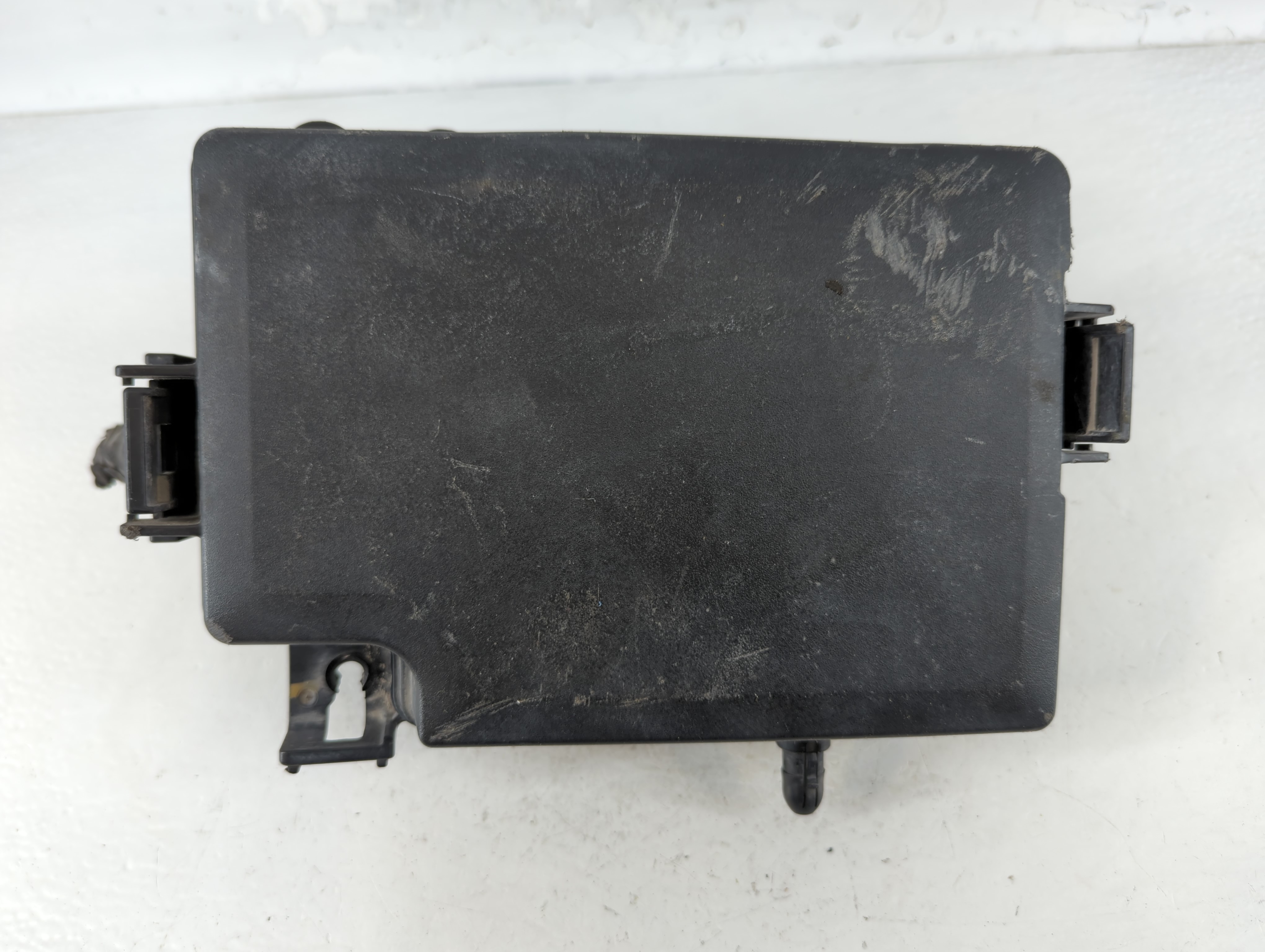 2018-2018 Hyundai Elantra Fusebox Fuse Box Relay Module 91956-f2022 906916 - Oemusedautoparts1.com