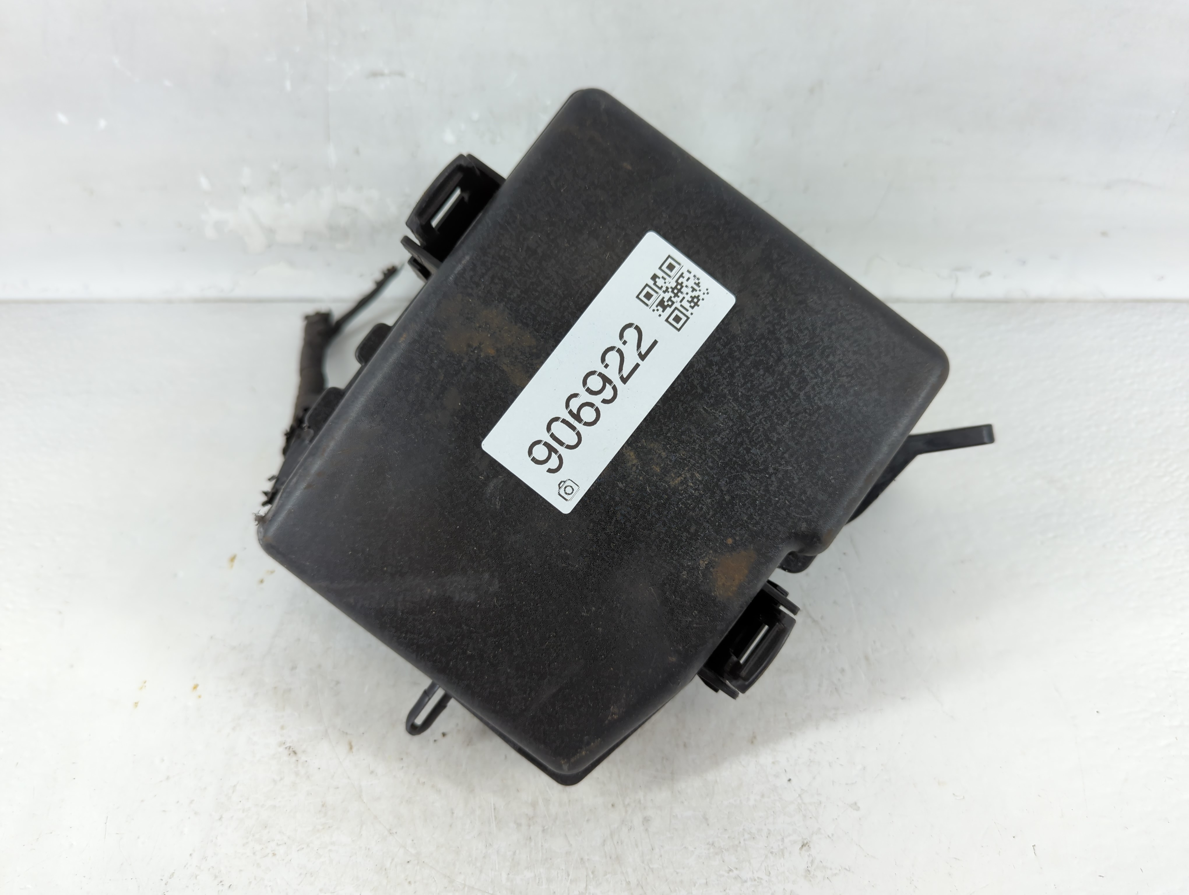 2012-2013 Hyundai Azera Fusebox Fuse Box Relay Module 906922 - Oemusedautoparts1.com