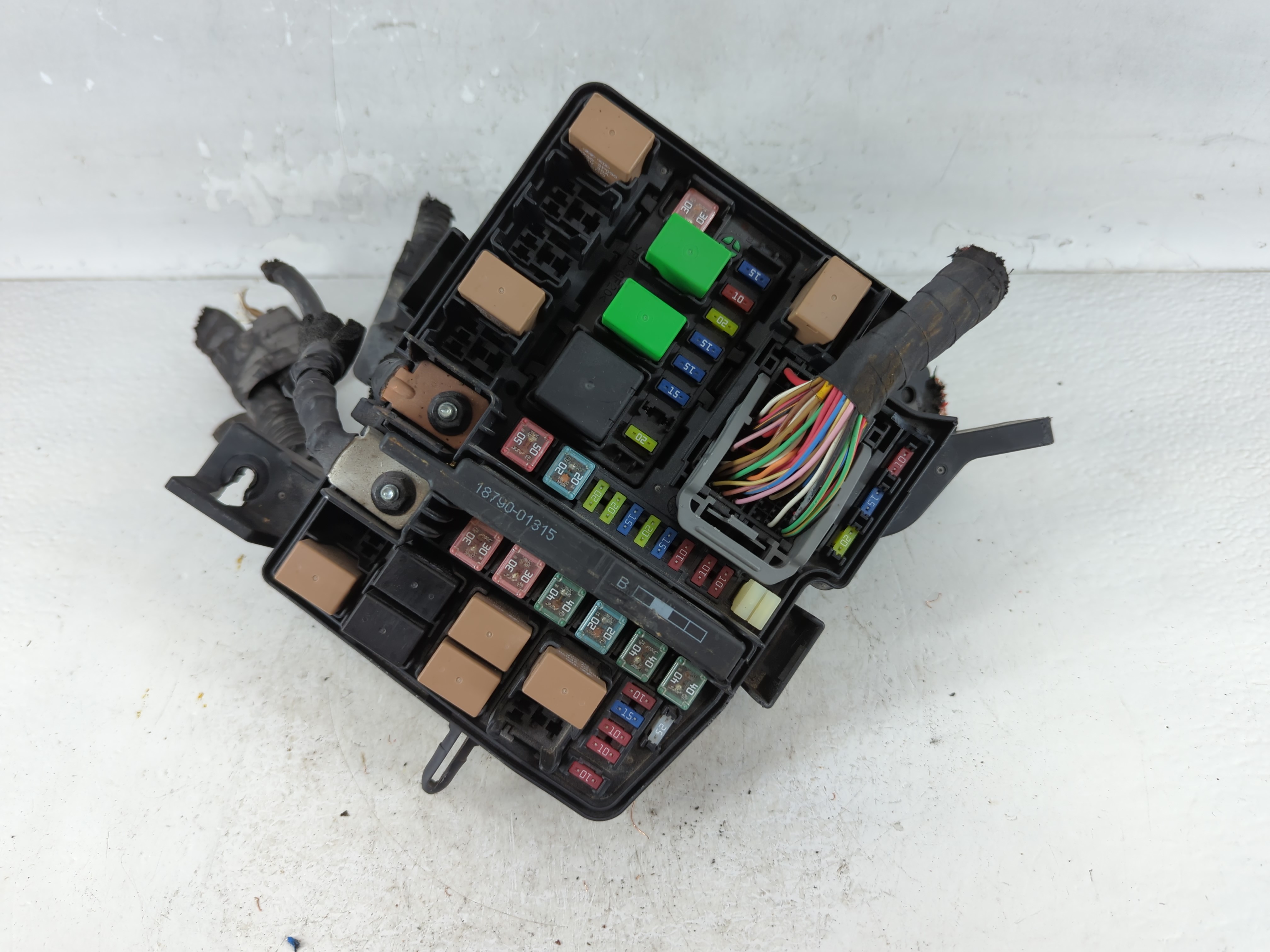 Picture of 2013-2015 Hyundai Sonata Fusebox Fuse Box Relay Module 91251-4r033 906935
