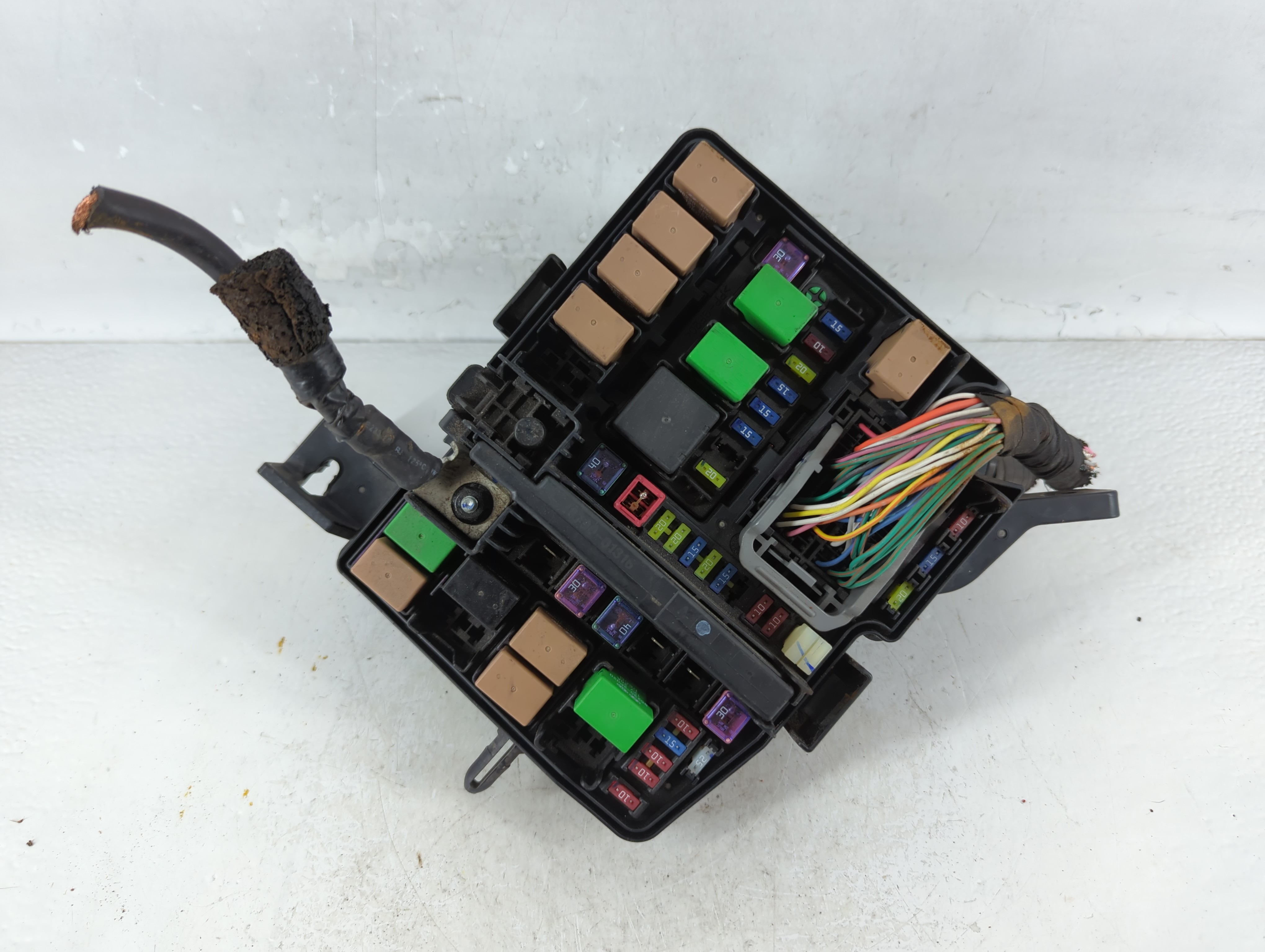 Picture of 2011-2014 Hyundai Sonata Fusebox Fuse Box Relay Module Vs912003q174ya 906959