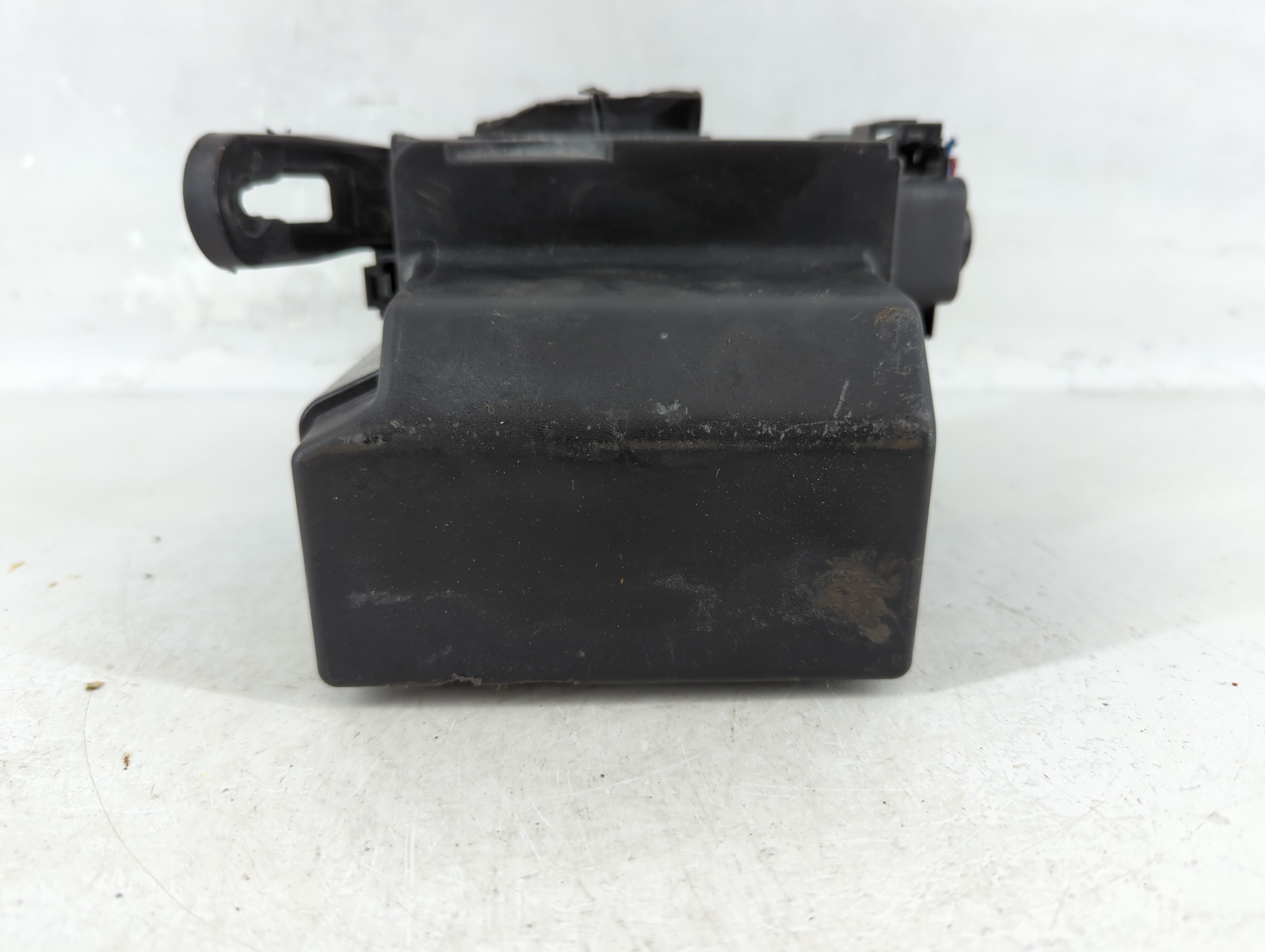 2018-2021 Nissan Kicks Fusebox Fuse Box Relay Module 284b7 6ca3a 906961 - Oemusedautoparts1.com