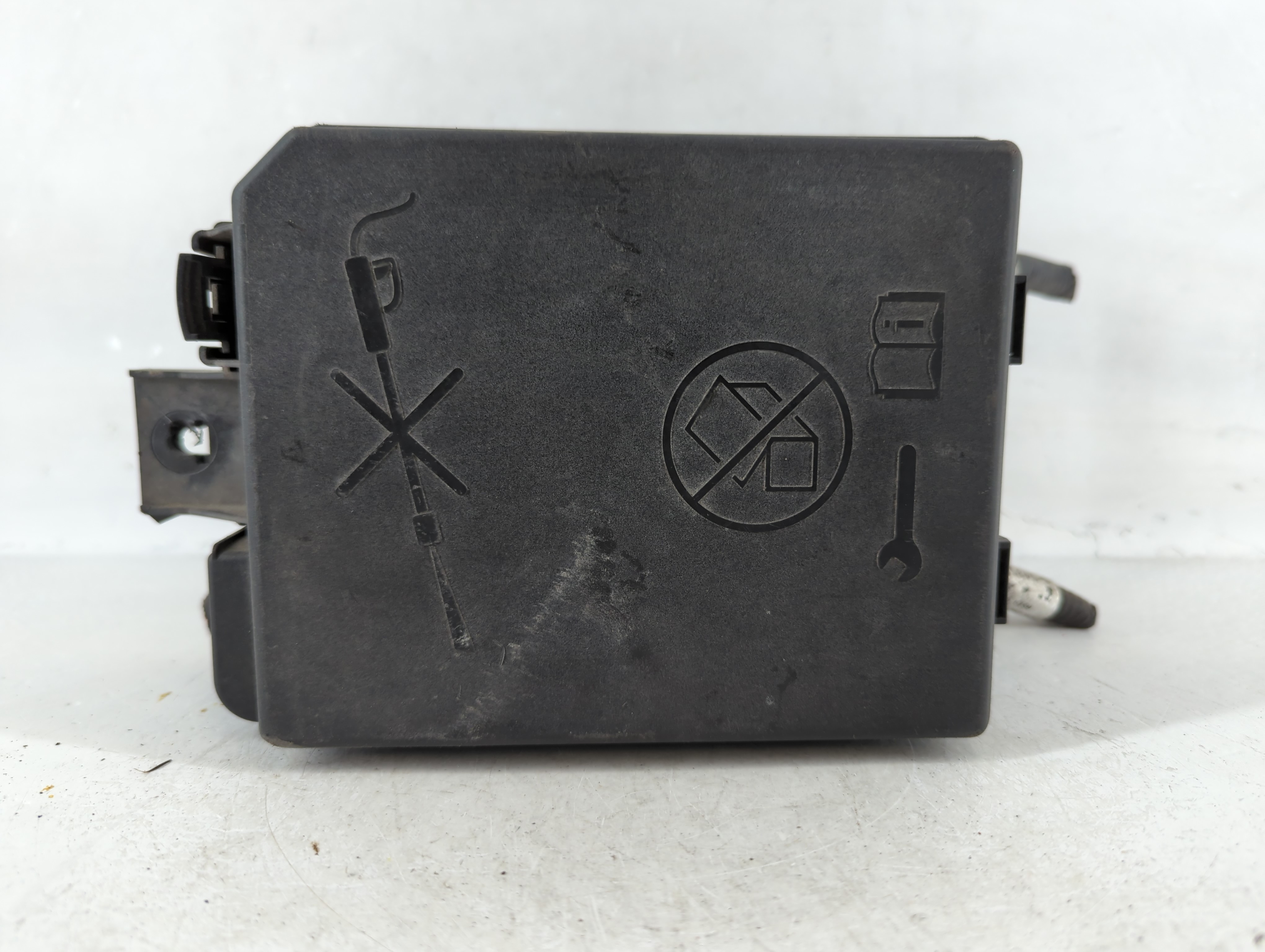 2013-2015 Chevrolet Trax Fusebox Fuse Box Relay Module A39|30959l|9513133 906962 - Oemusedautoparts1.com