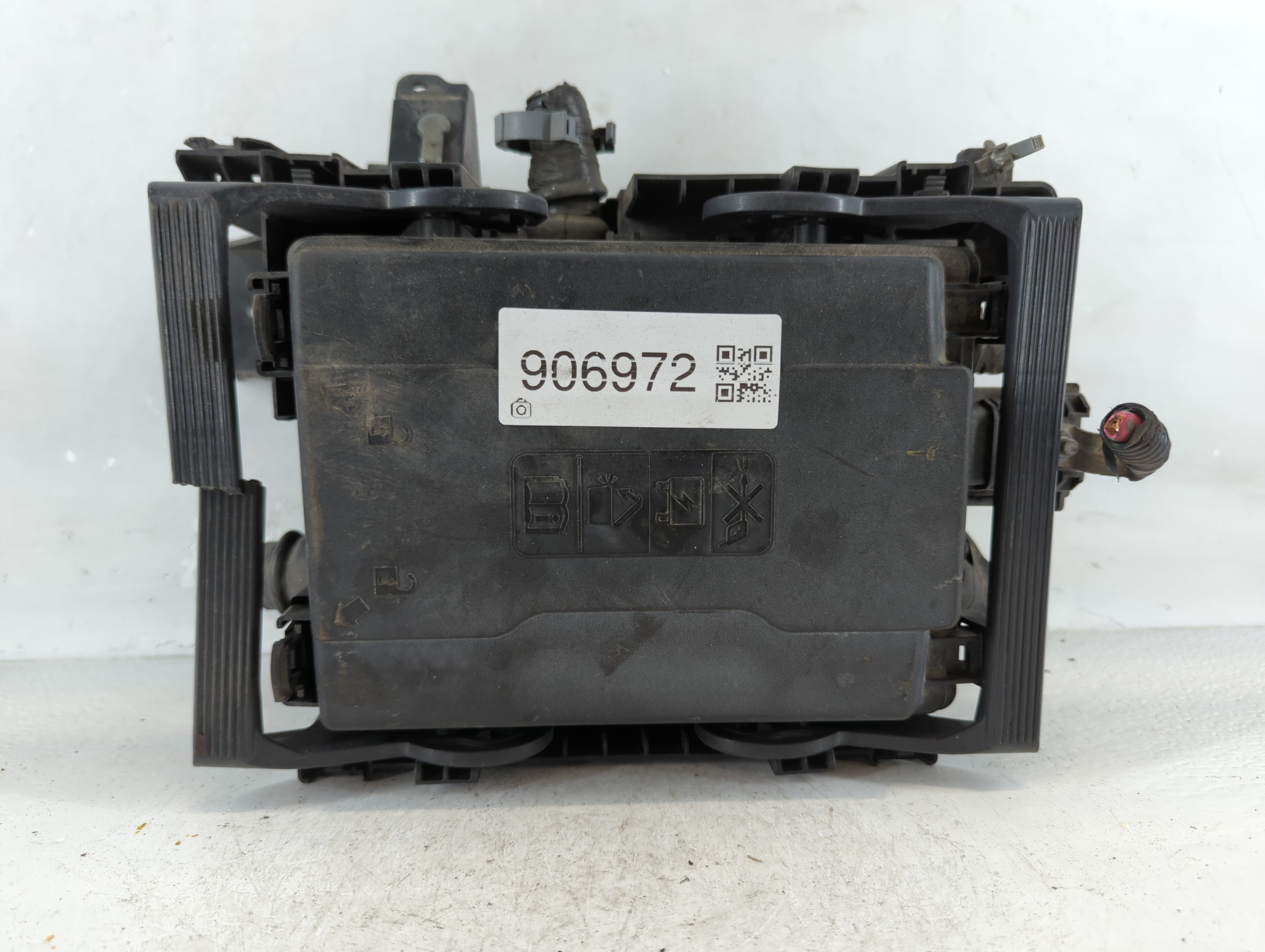 2015-2020 Chevrolet Tahoe Fusebox Fuse Box Relay Module 23225905 906972 - Oemusedautoparts1.com