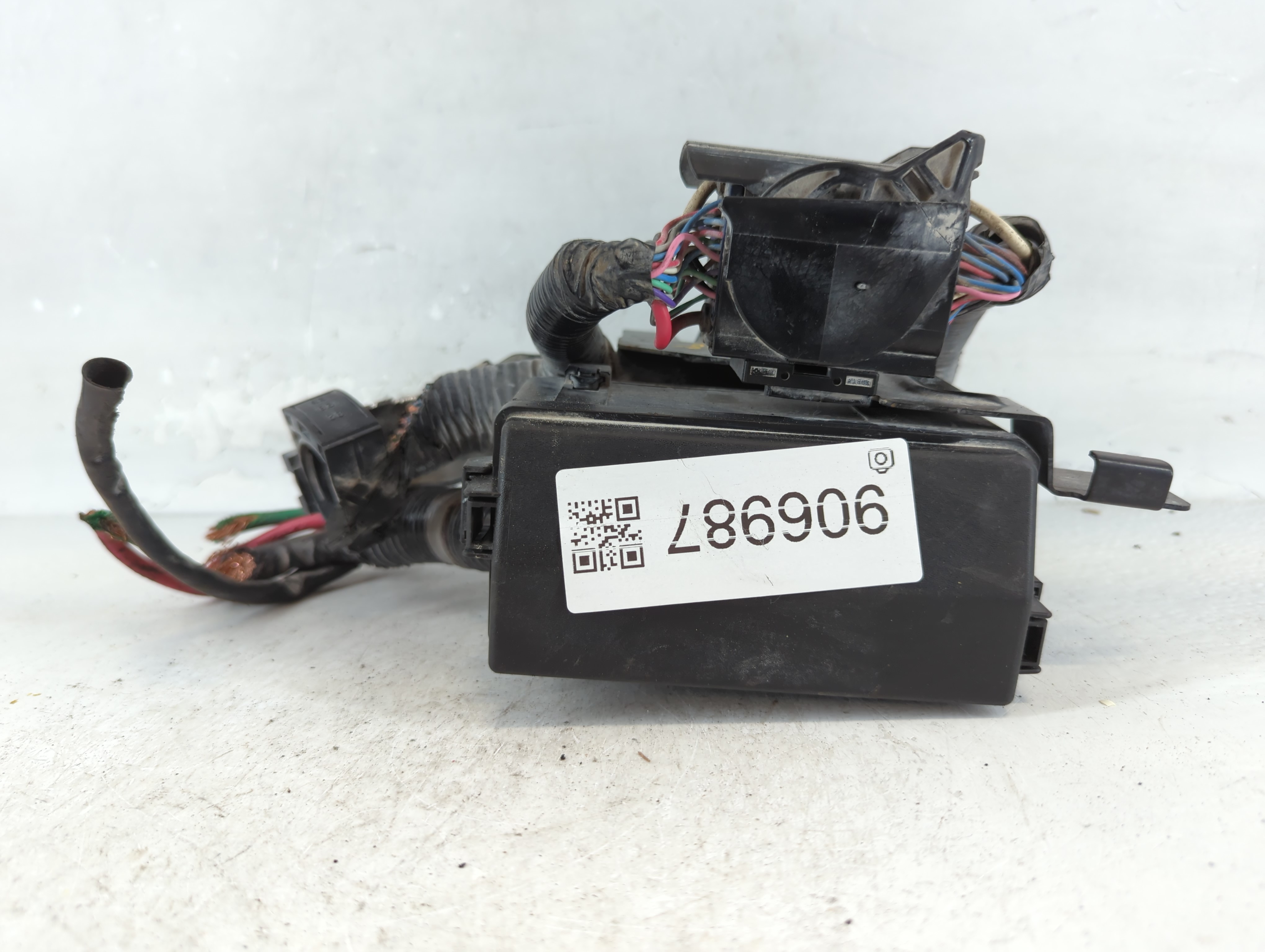 2020-2022 Nissan Versa Fusebox Fuse Box Relay Module 5rl0a 906987 - Oemusedautoparts1.com