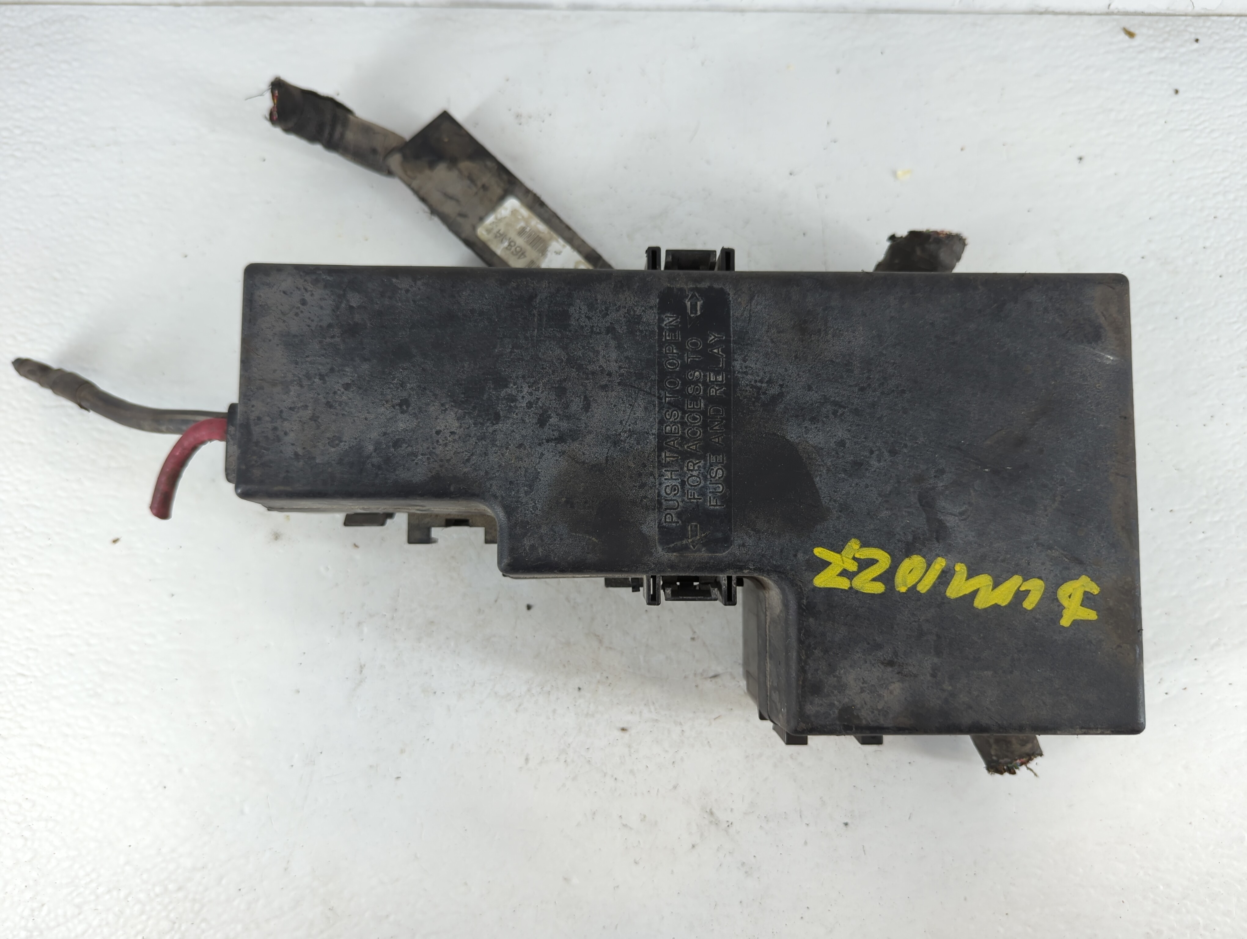 Picture of 2004-2004 Dodge Dakota Fusebox Fuse Box Relay Module P56051139ab 906990