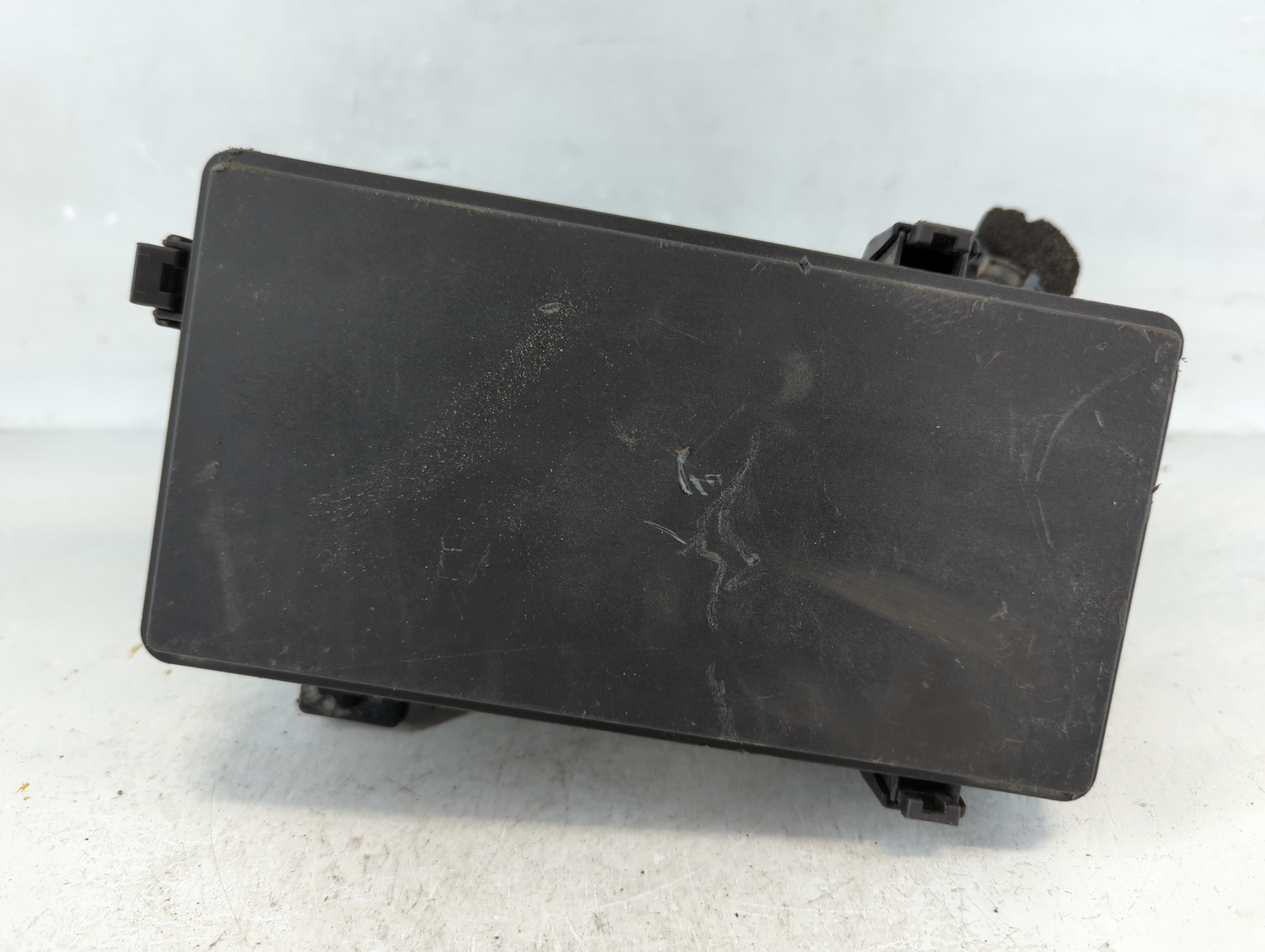 Picture of 2019-2020 Honda Civic Fusebox Fuse Box Relay Module 907000