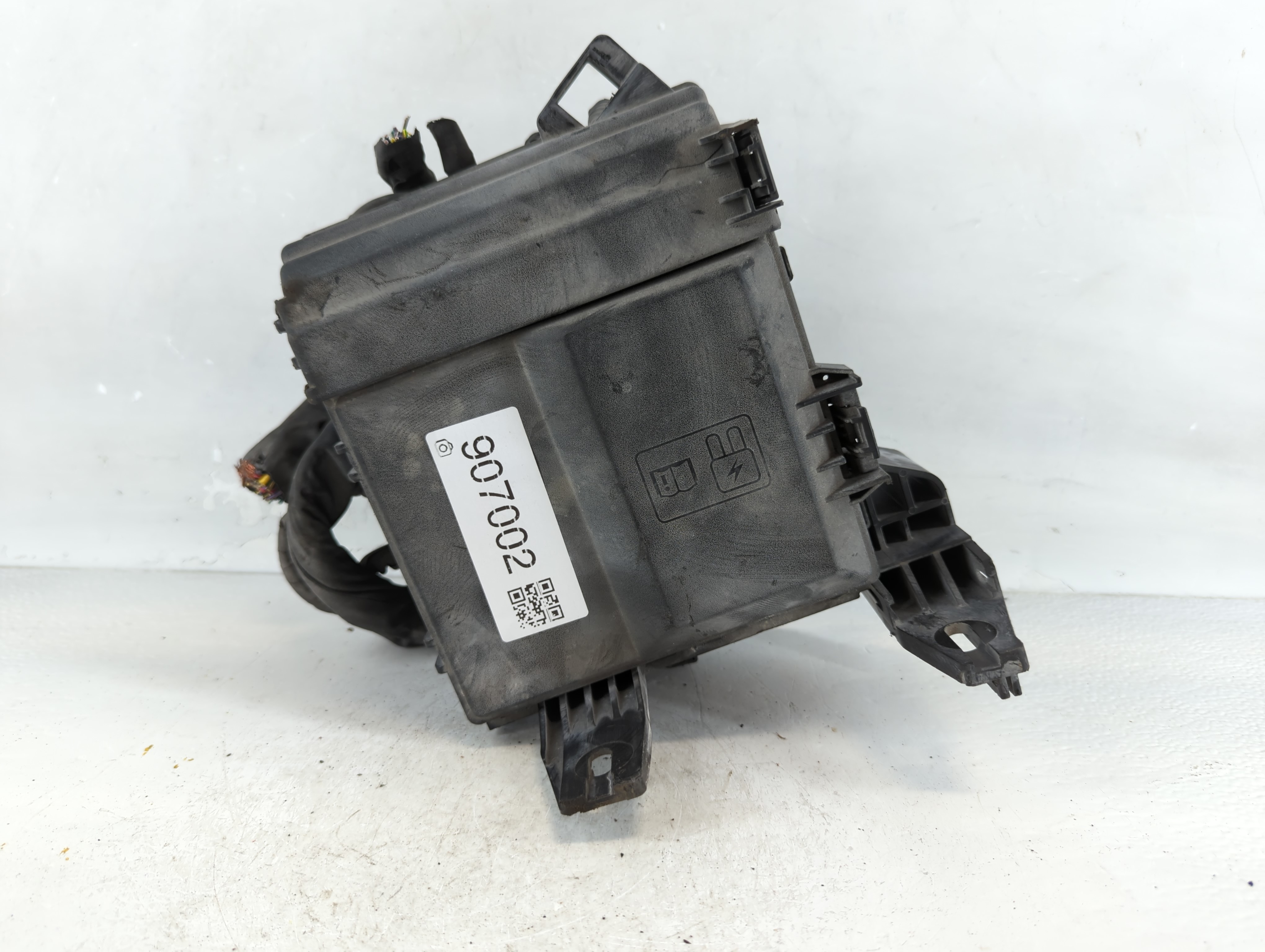 2018-2020 Ford F-150 Fusebox Fuse Box Relay Module Jl3t-14d068-be 907002 - Oemusedautoparts1.com