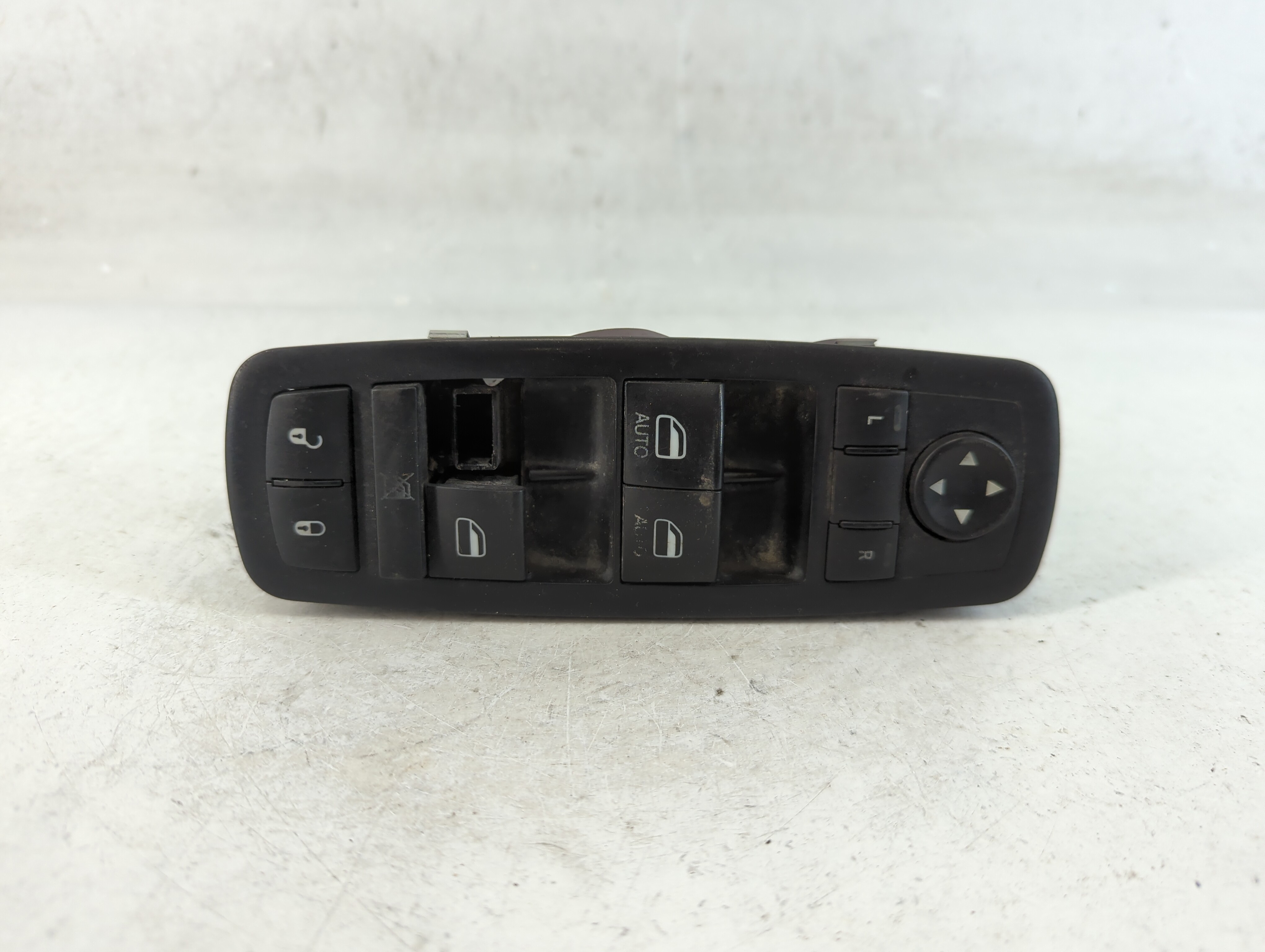 Picture of Dodge Ram 1500 Driver Left Door Master Power Window Switch 56046823ae 907014