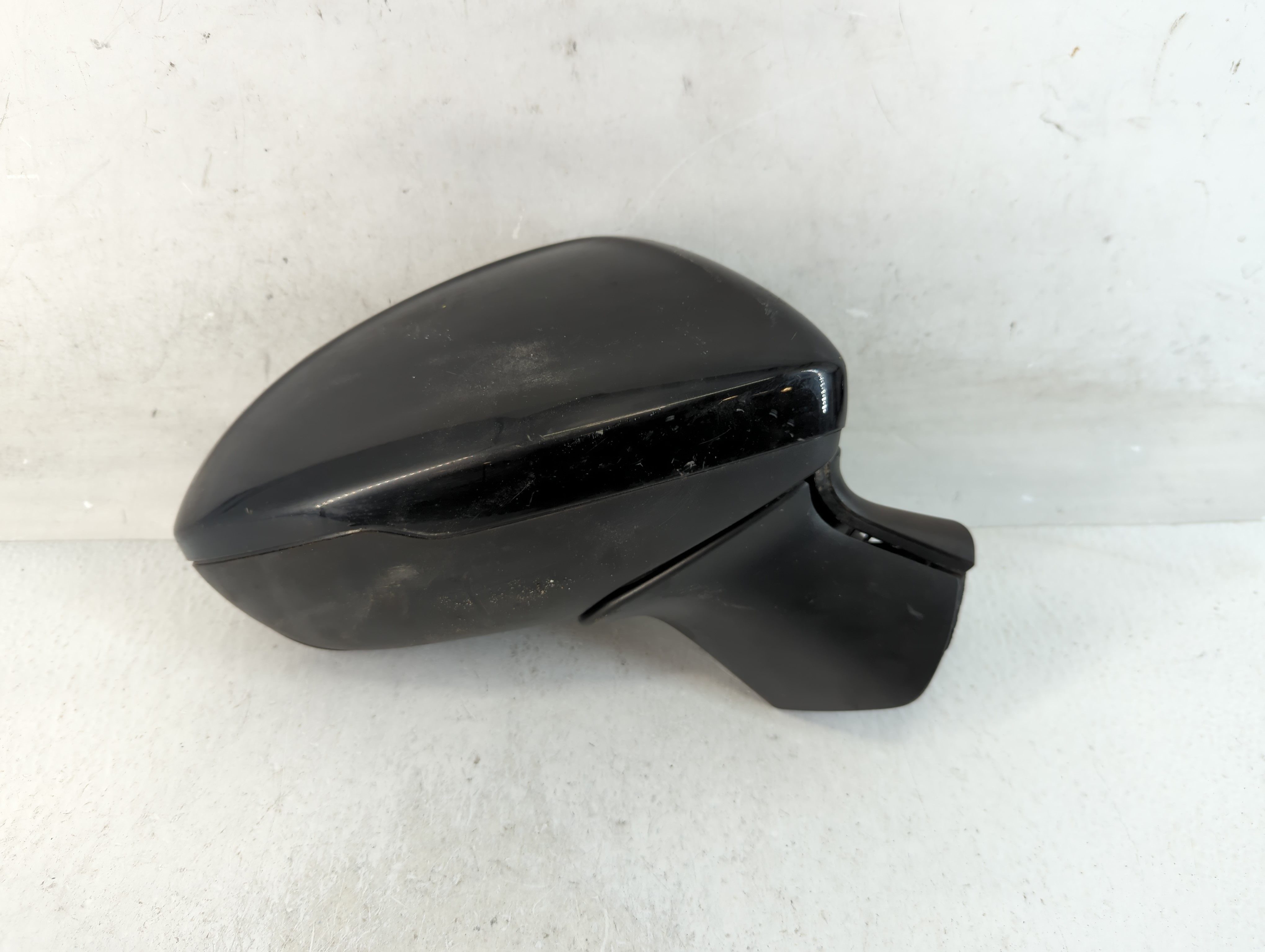 2016-2019 Chevrolet Cruze Passenger Right Side View Power Door Mirror 907031 - Oemusedautoparts1.com