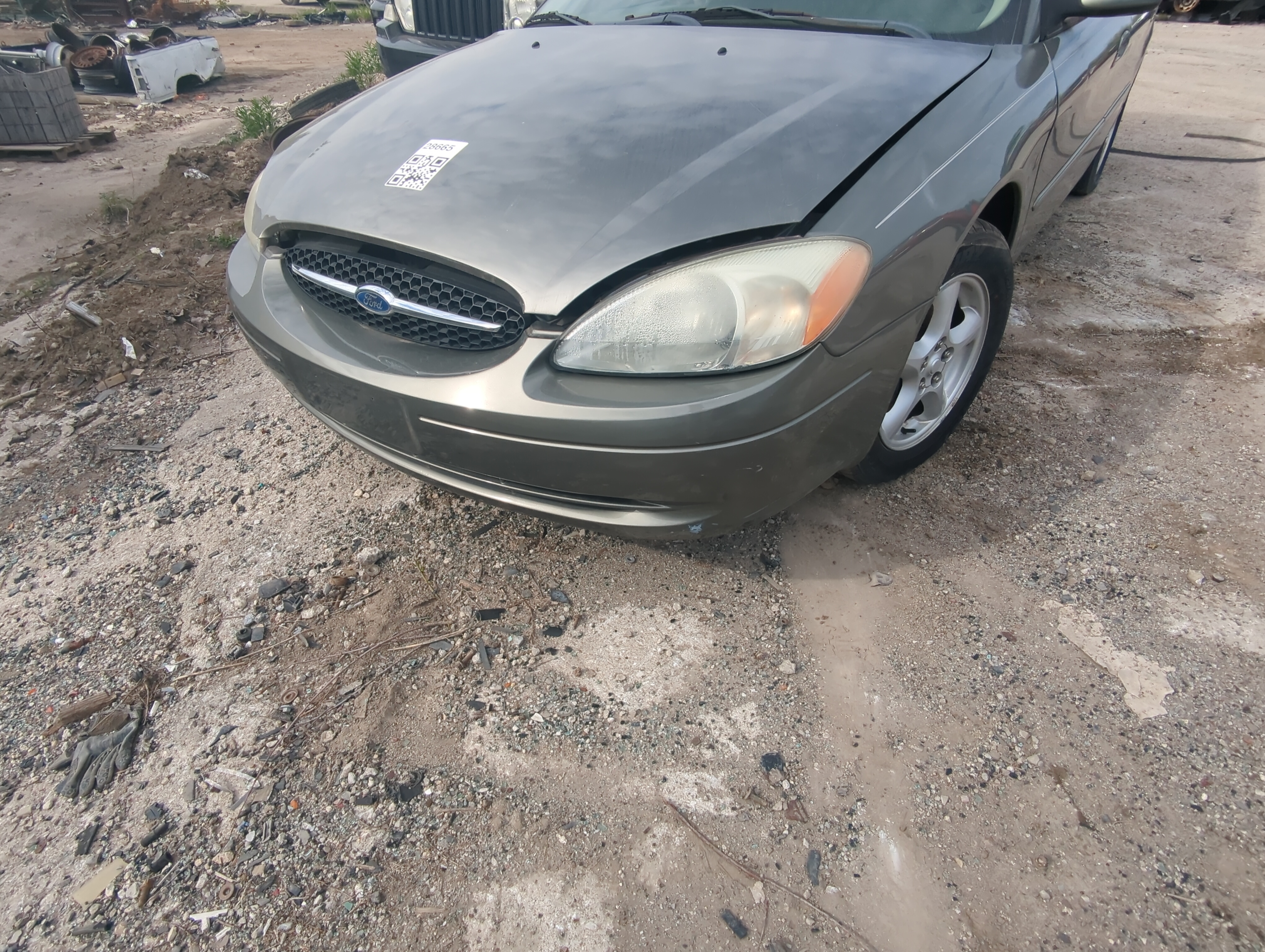 2000-2003 Ford Taurus Front Bumper - Oem 907188 - Oemusedautoparts1.com